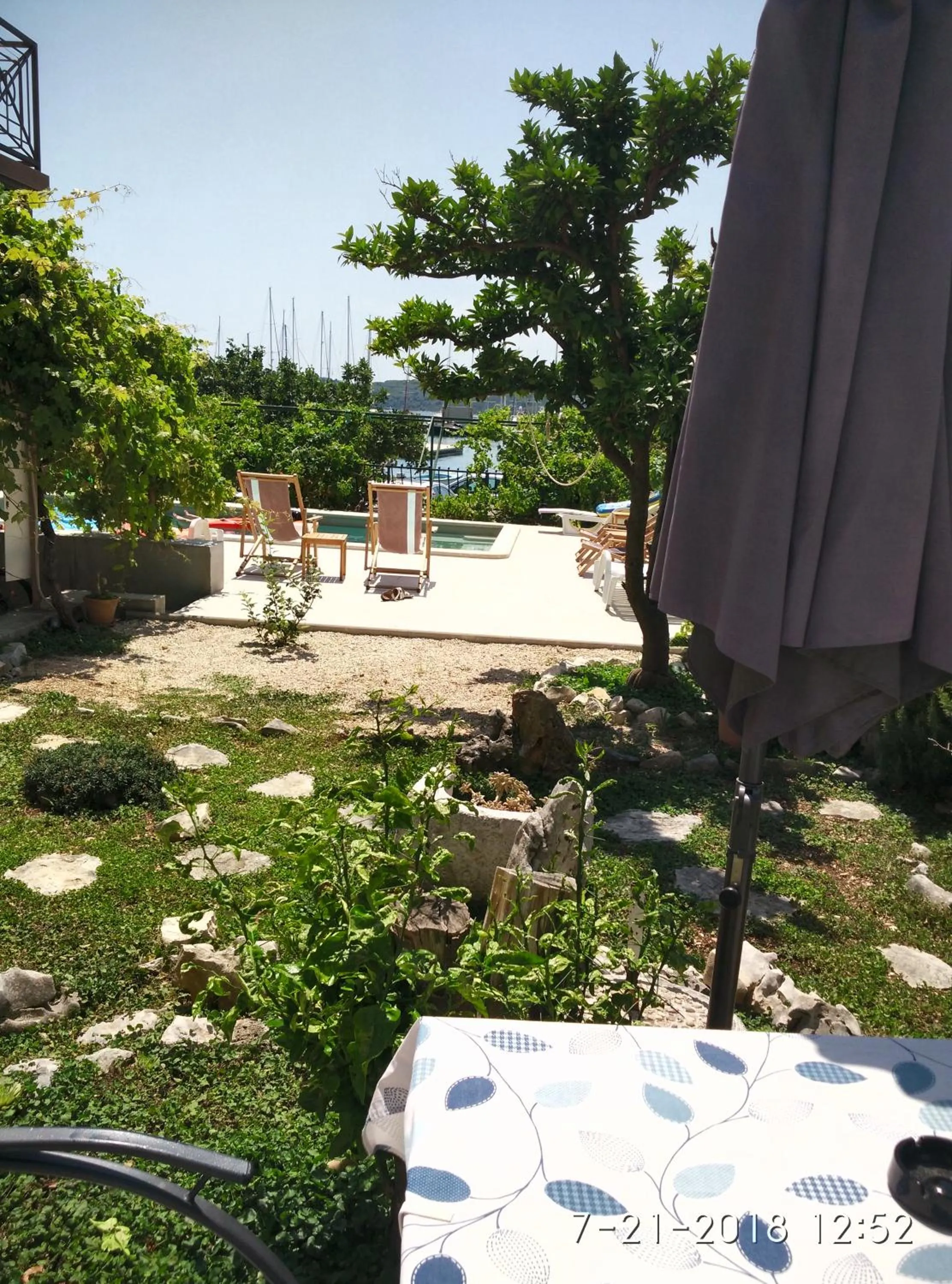 Garden in Apartments Gina