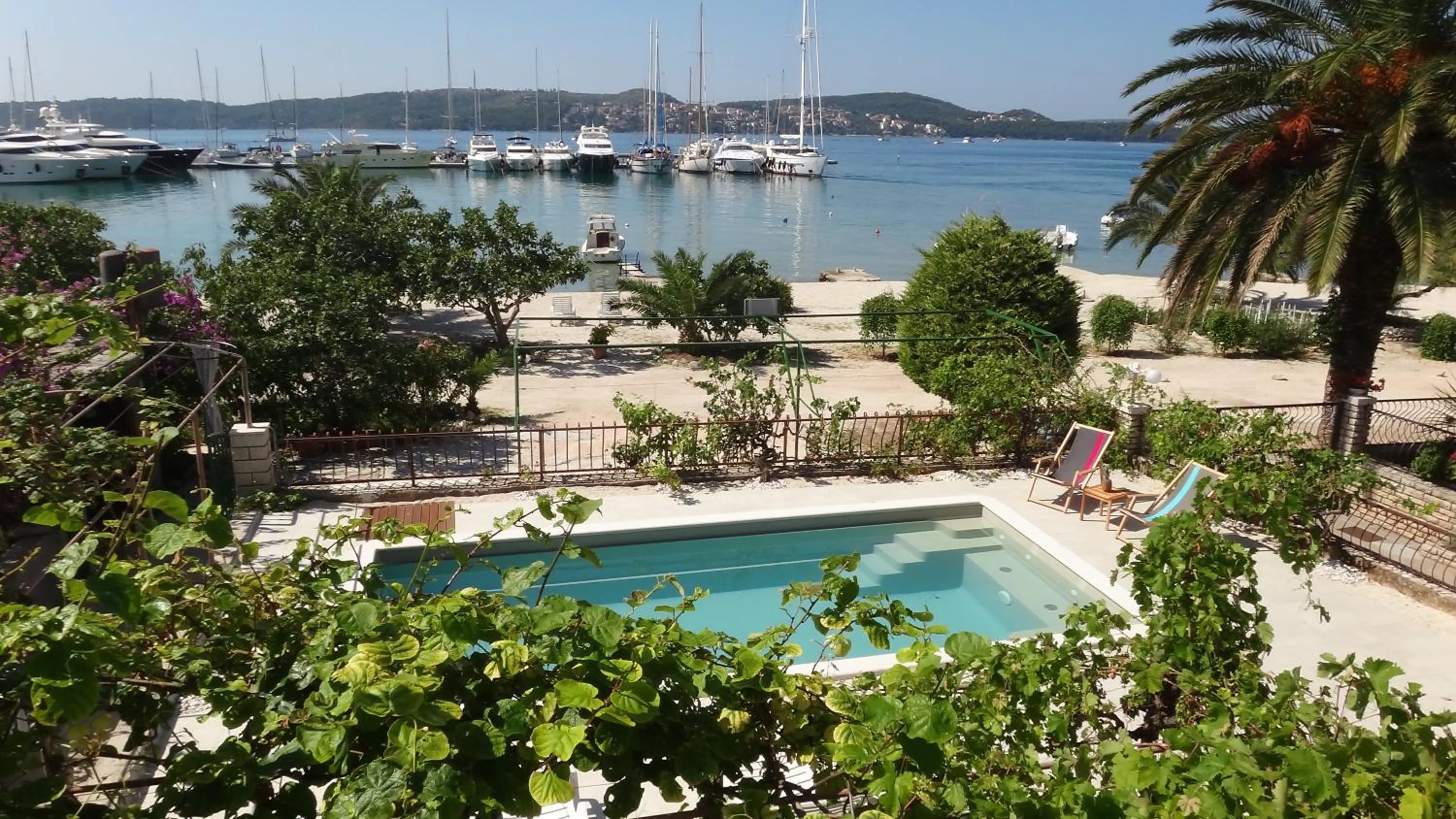 Pool view in Apartments Gina
