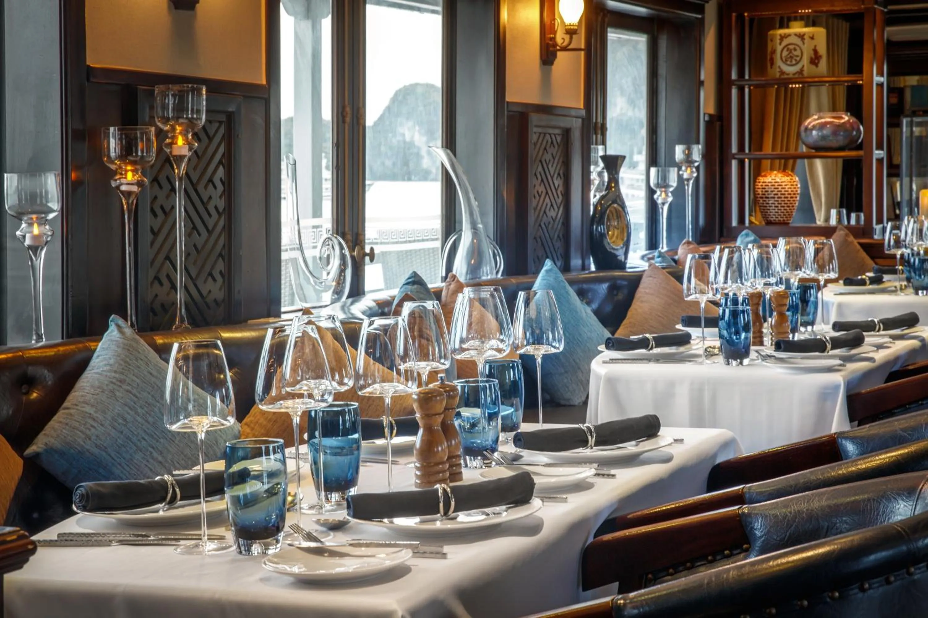 Restaurant/places to eat in Paradise Sails Cruise