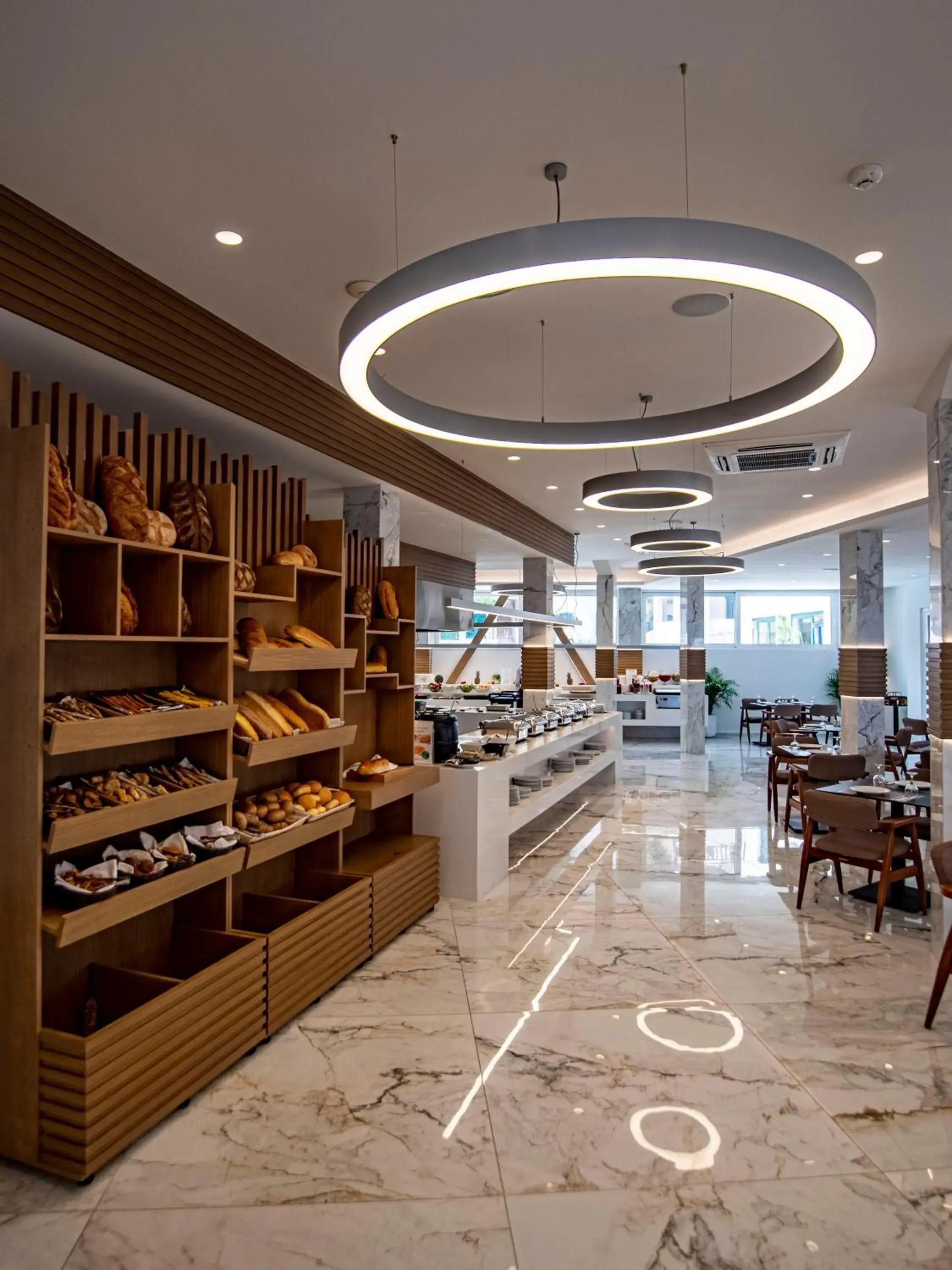 Elmi Beach Hotel & Suites Elmi Beach Hotel & Suites