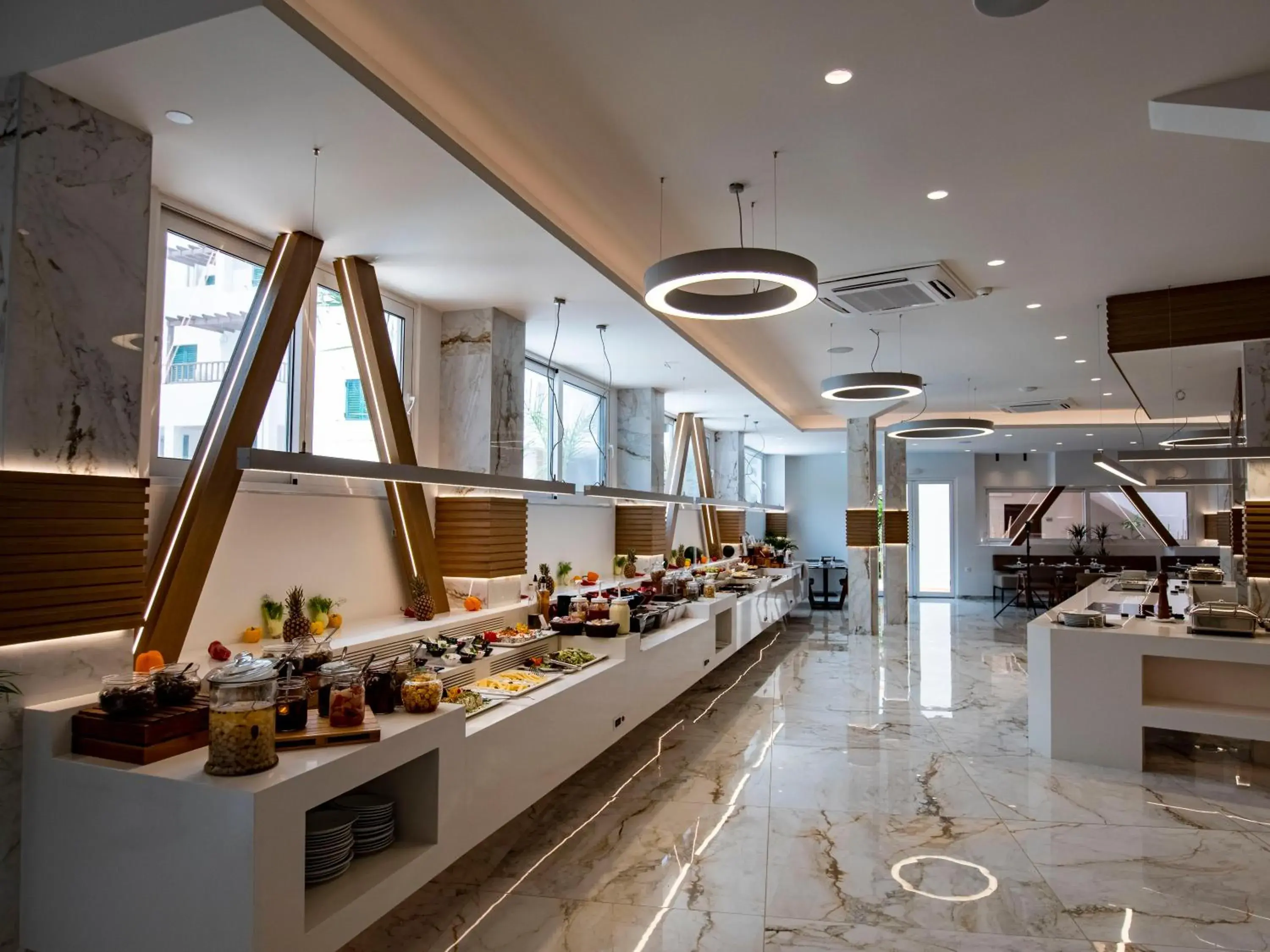 Elmi Beach Hotel & Suites Elmi Beach Hotel & Suites