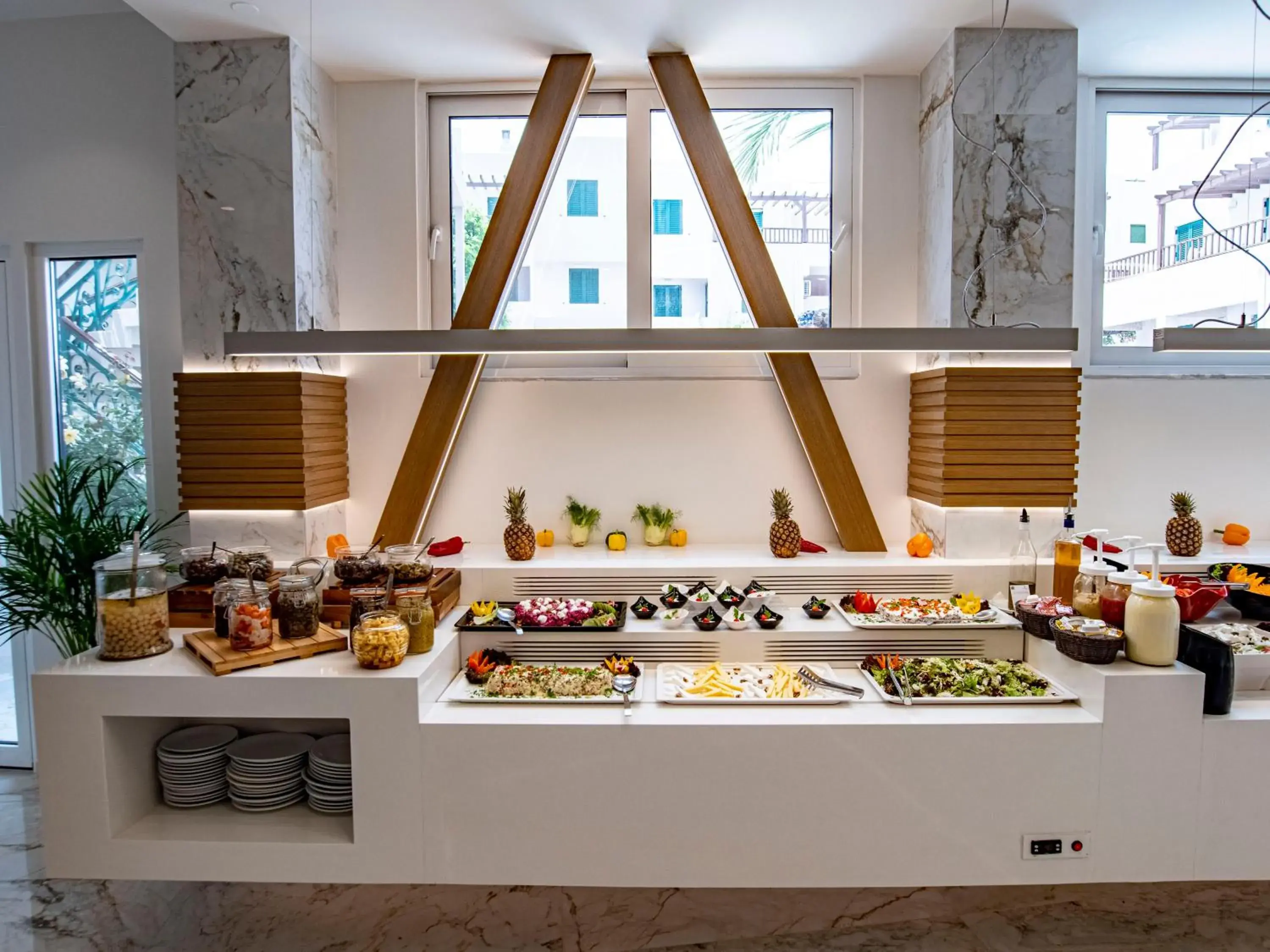 Elmi Beach Hotel & Suites Elmi Beach Hotel & Suites