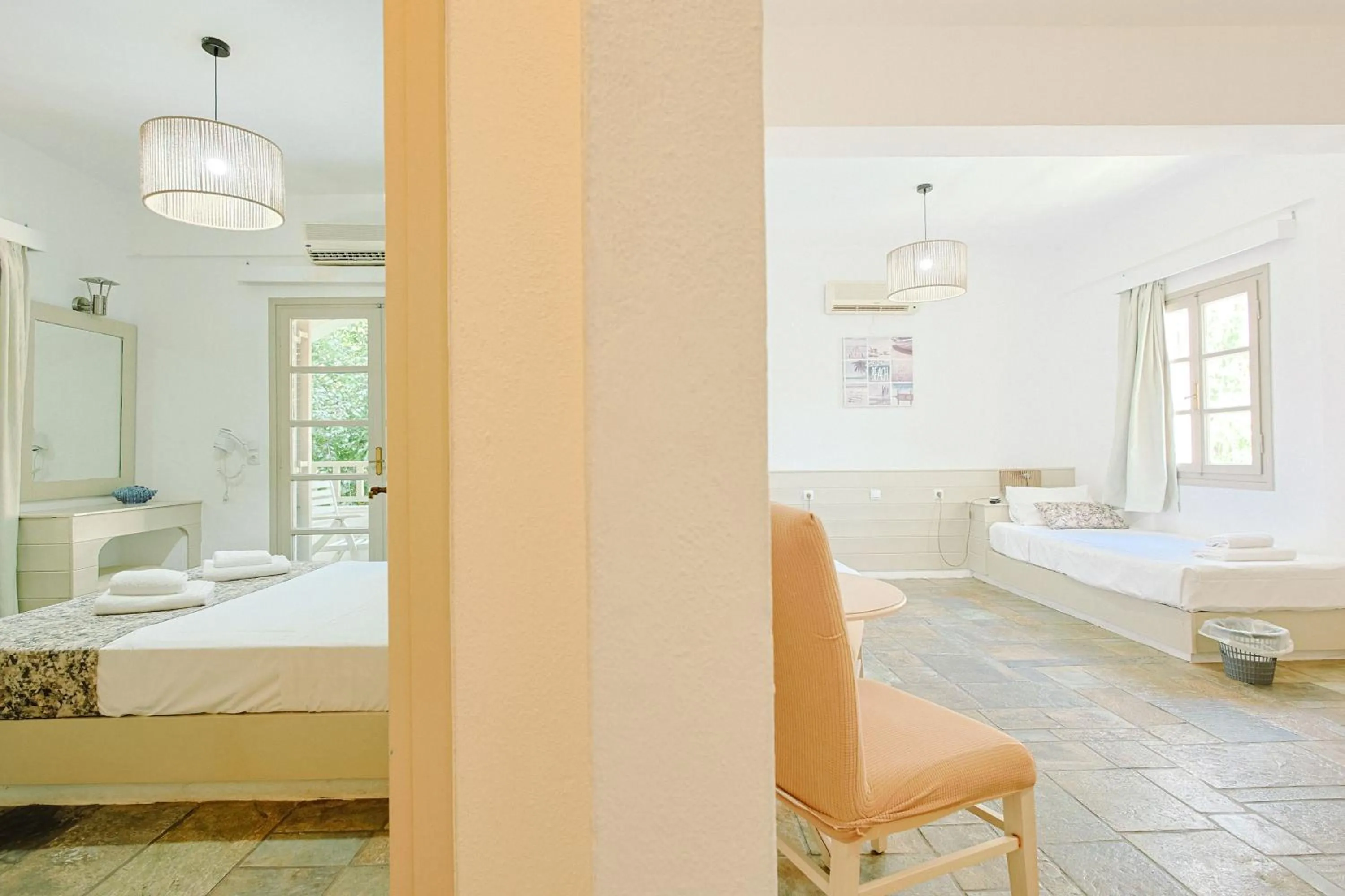 Photo of the whole room, Bed in Elmi Beach Hotel & Suites