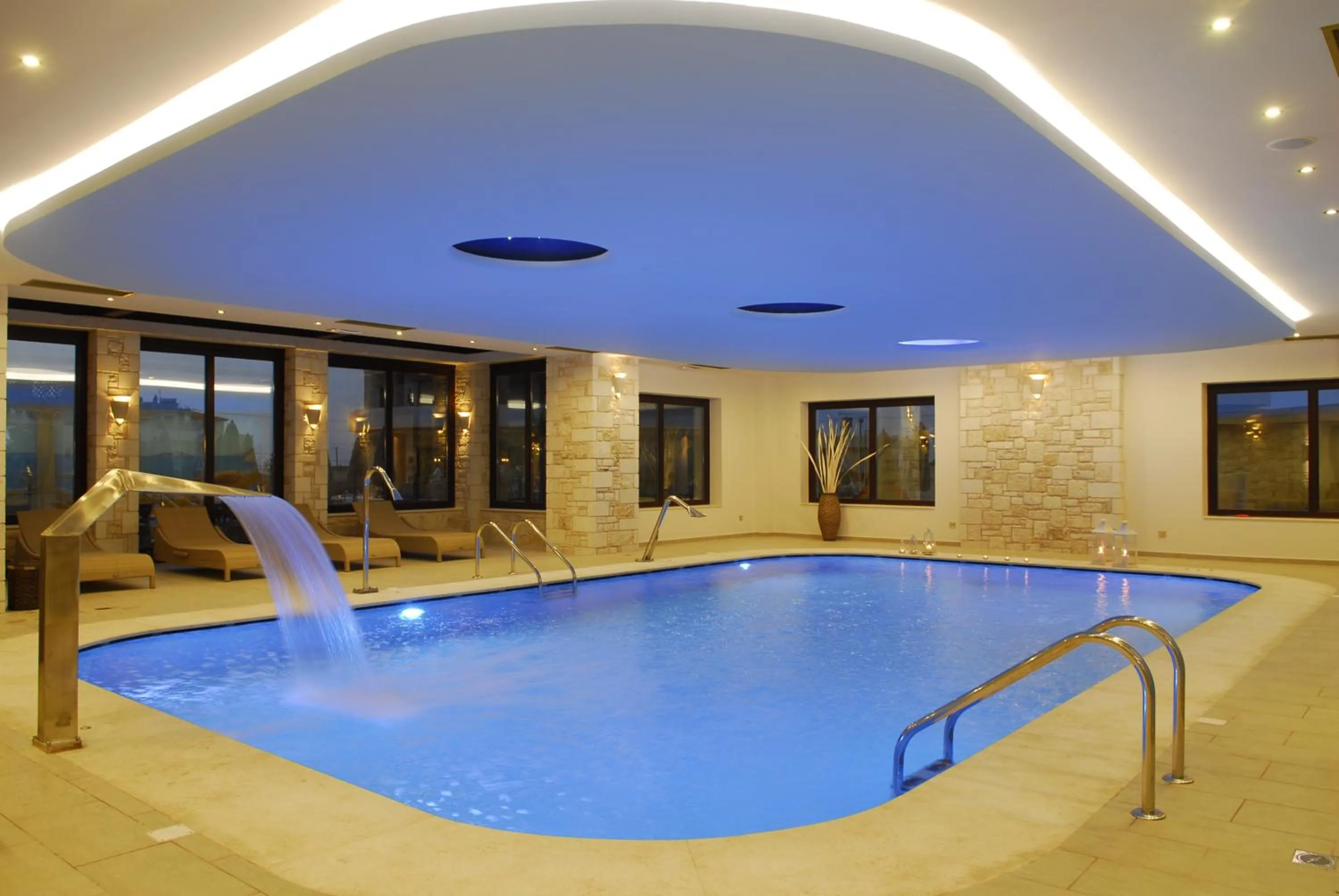 Swimming pool in Cactus Beach Hotel