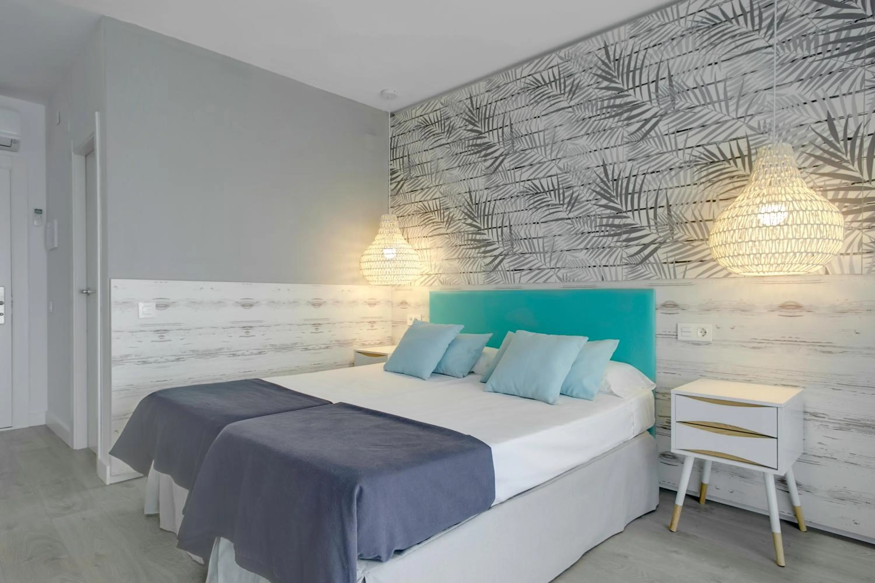 Bed in Alannia Els Prats