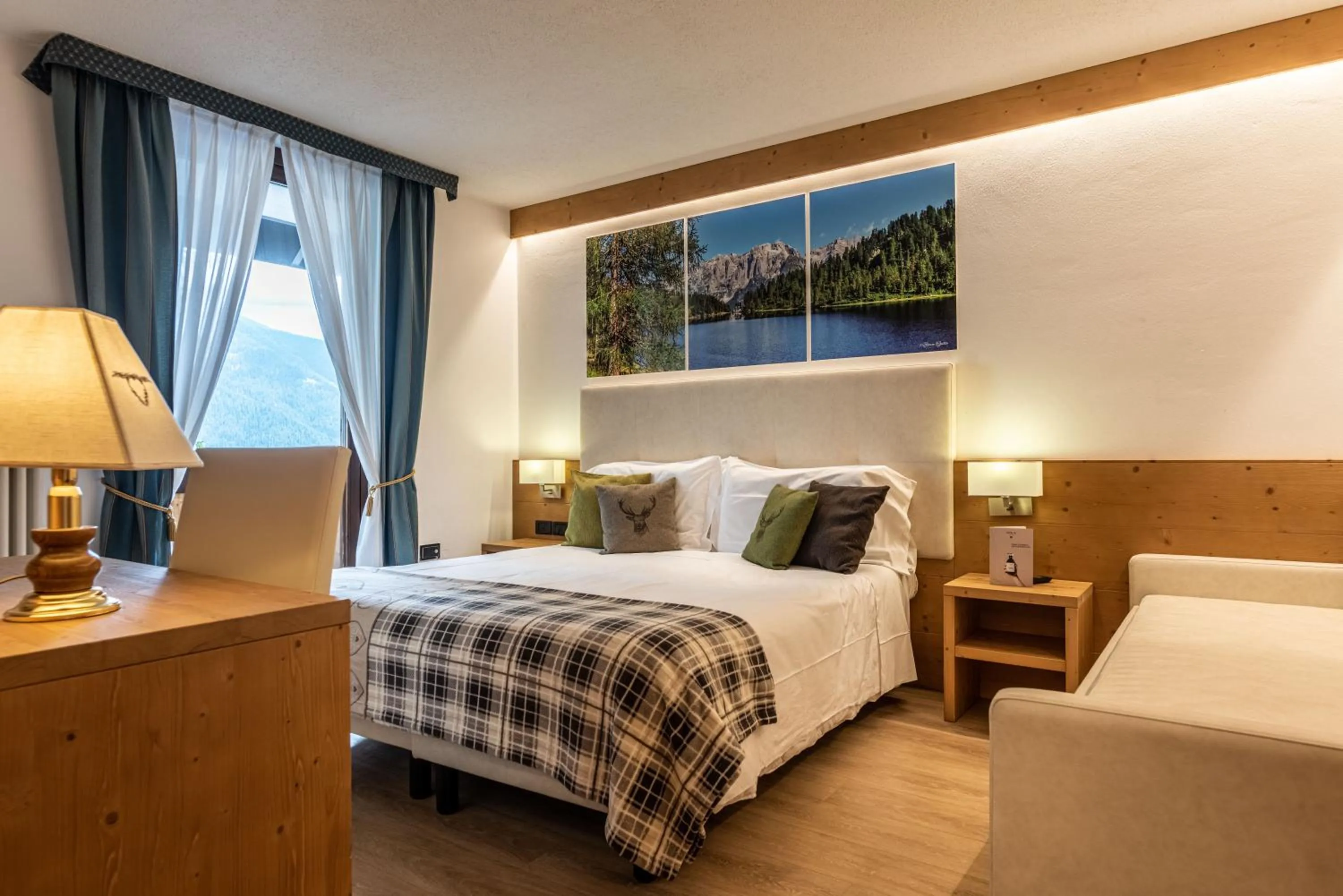 Bedroom, Bed in Hotel Caminetto