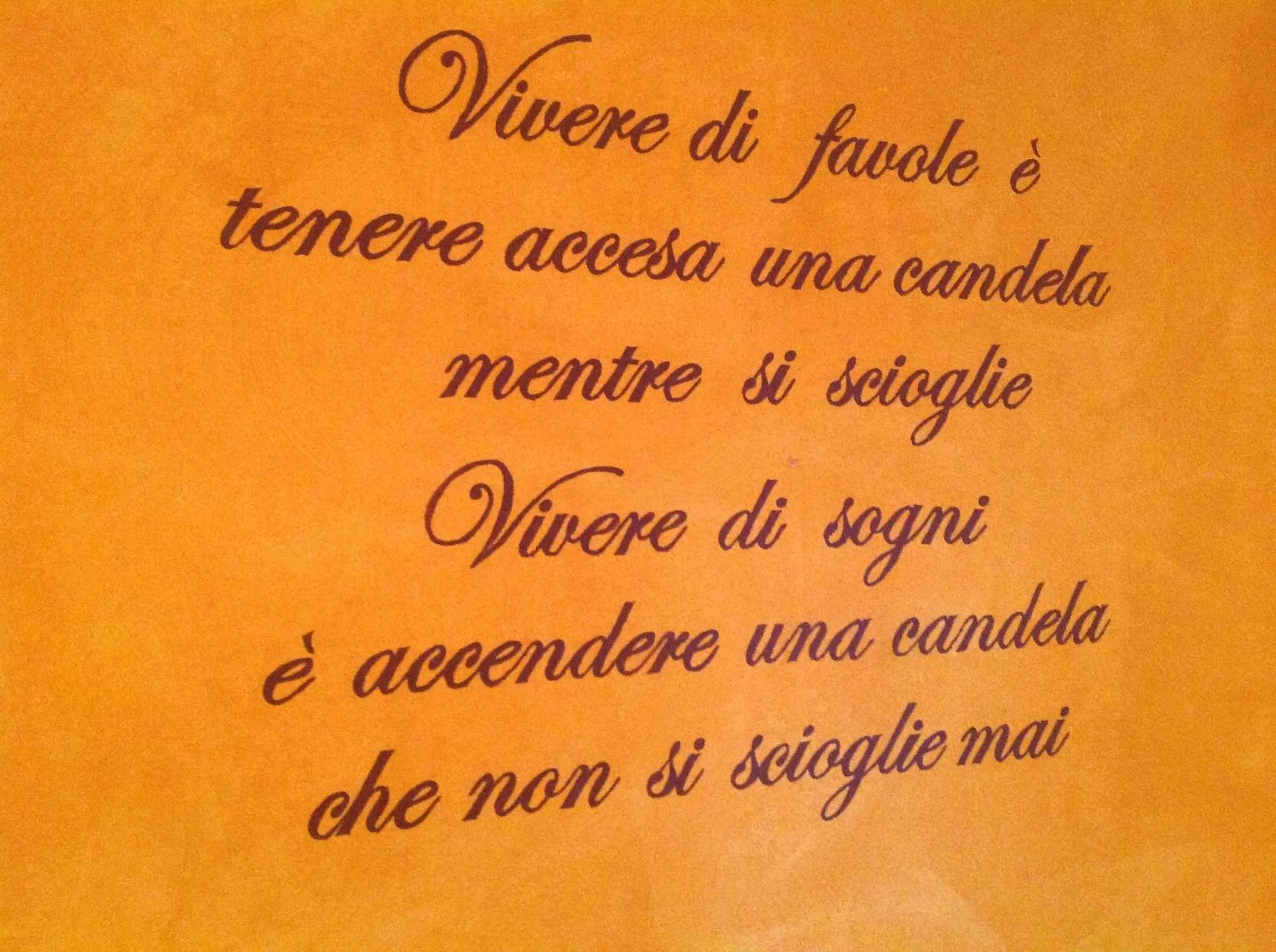 Logo/Certificate/Sign in Hotel Caminetto