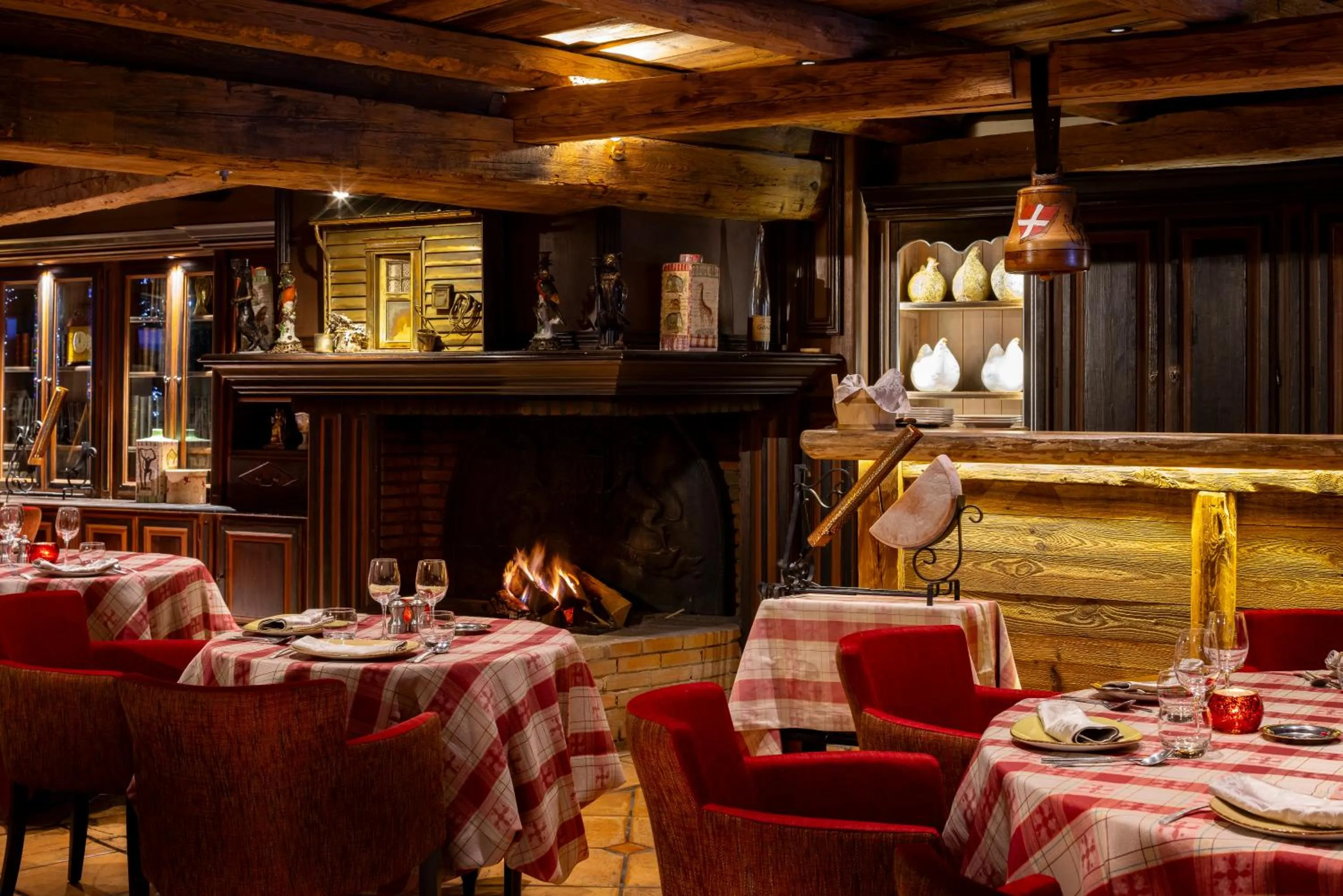 Restaurant/places to eat in Le Lana