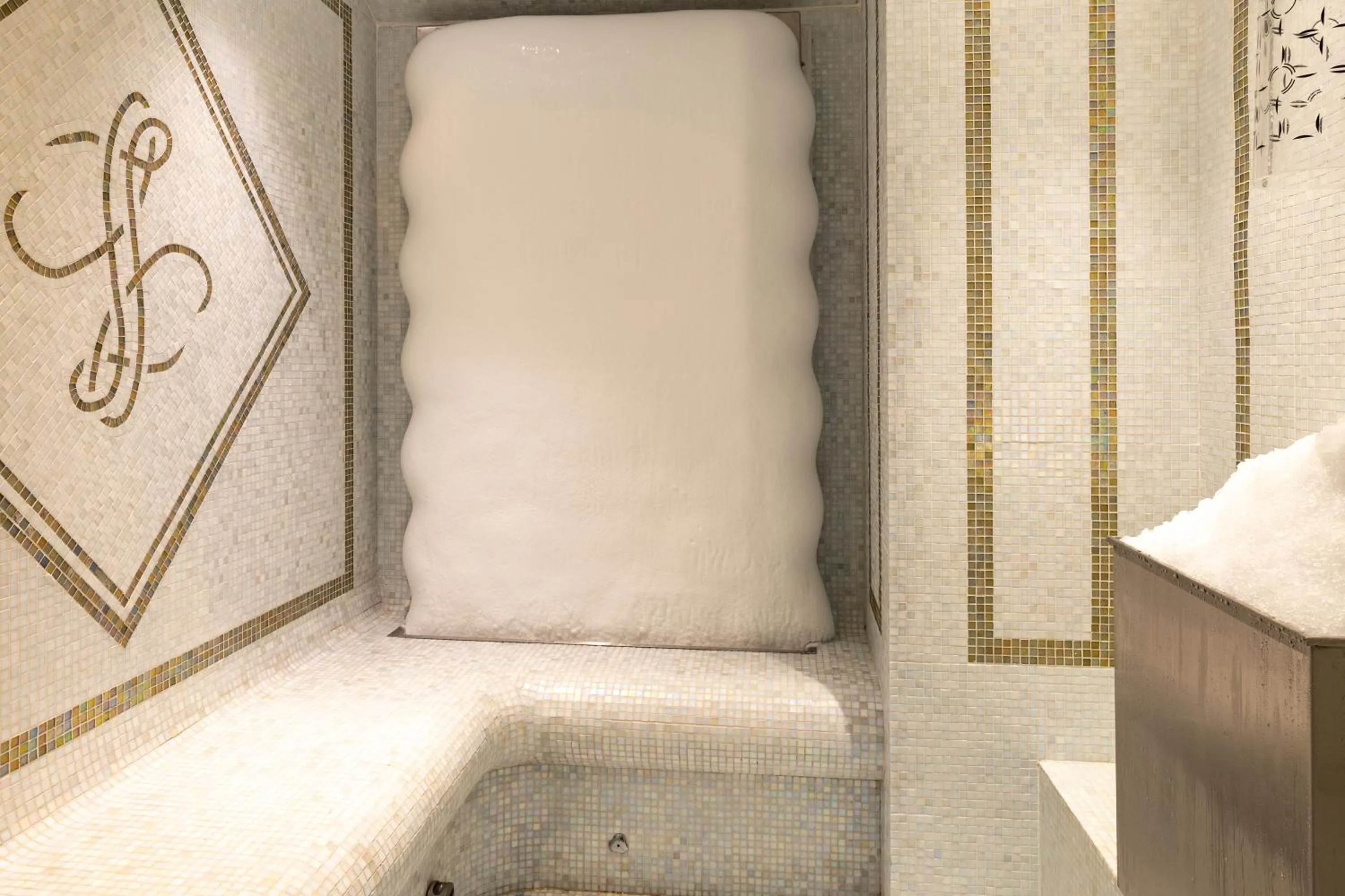 Spa and wellness centre/facilities, Bed in Le Lana