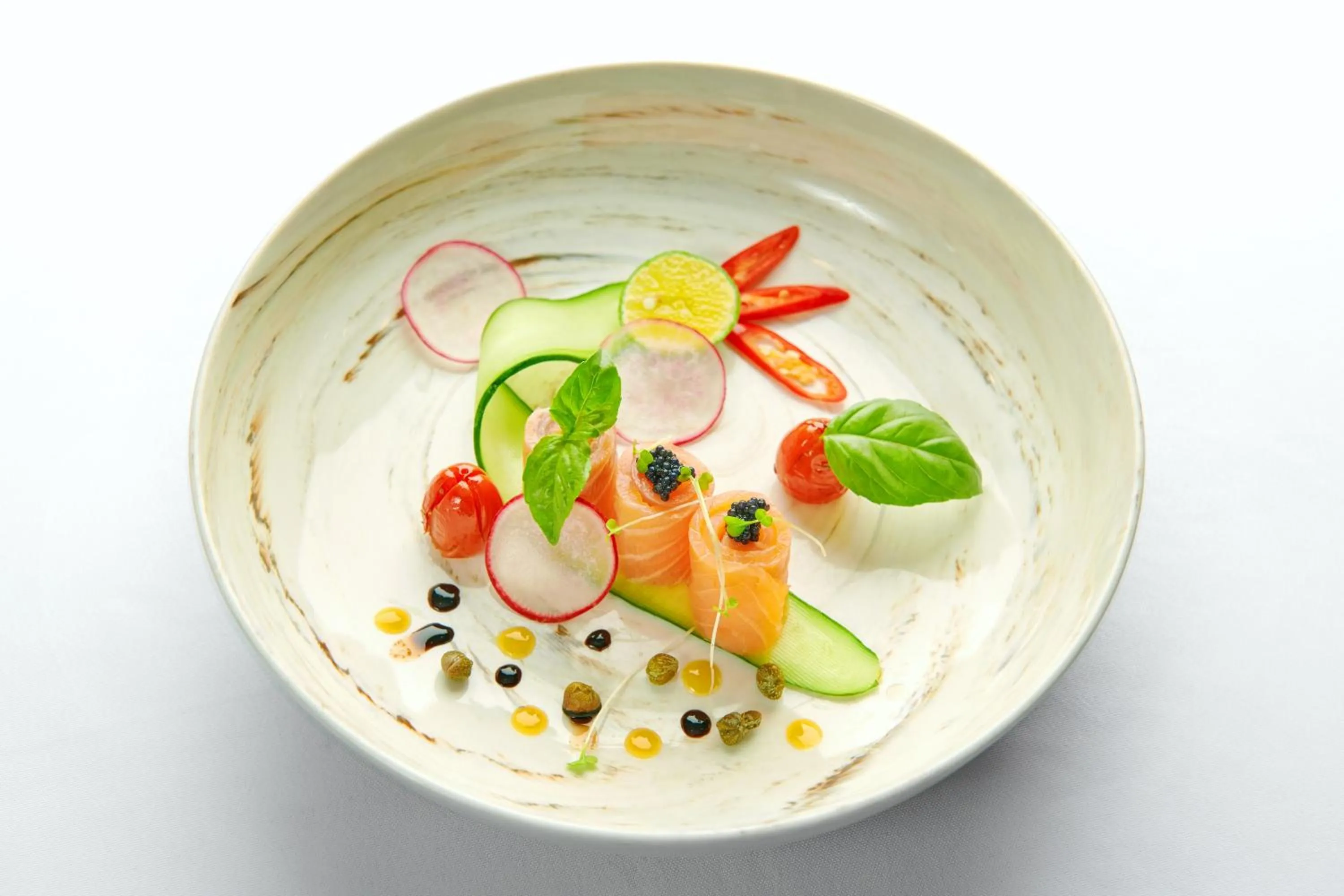 Food and drinks in Paradise Peak Cruise