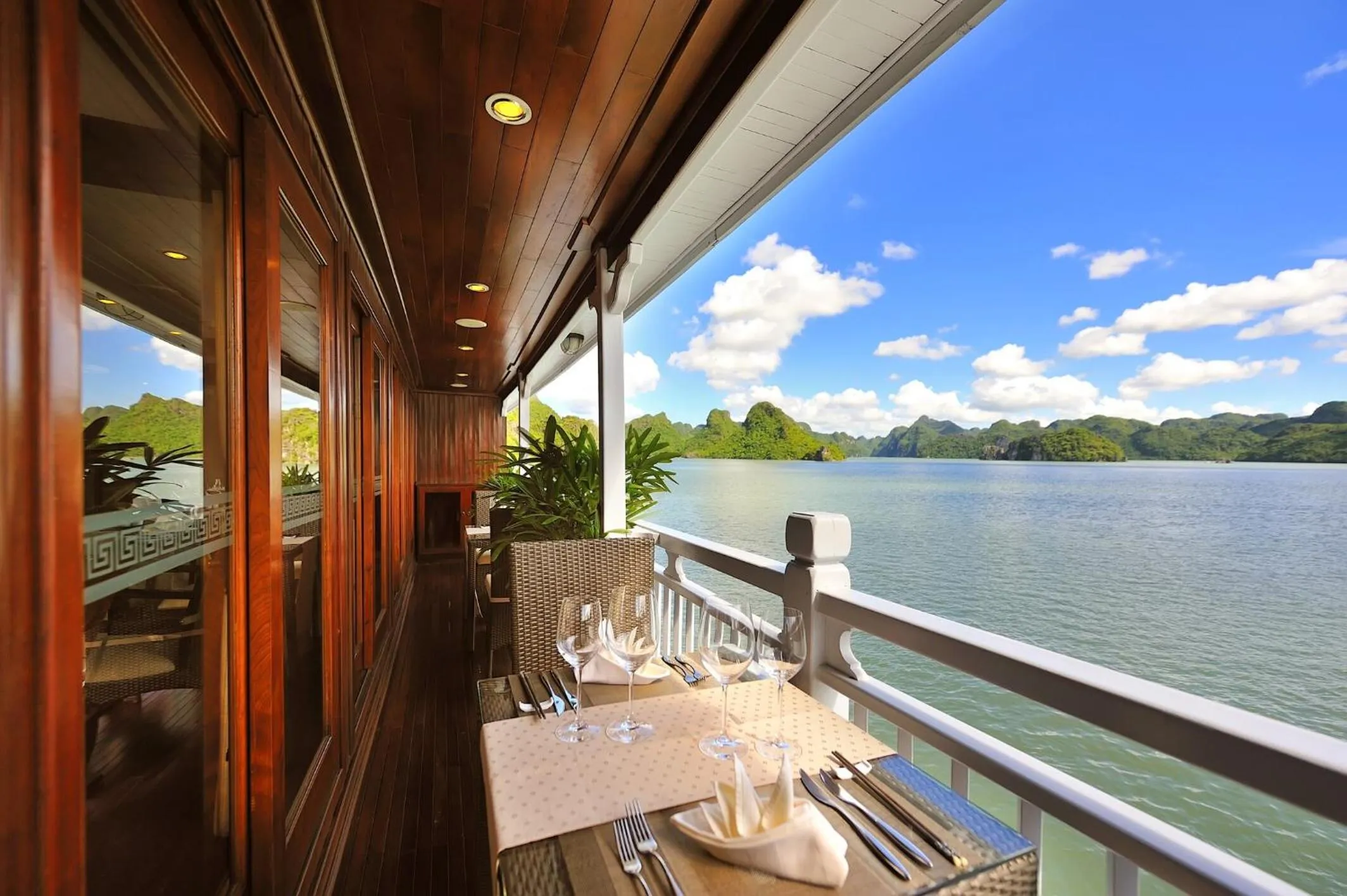 Balcony/Terrace in Paradise Peak Cruise