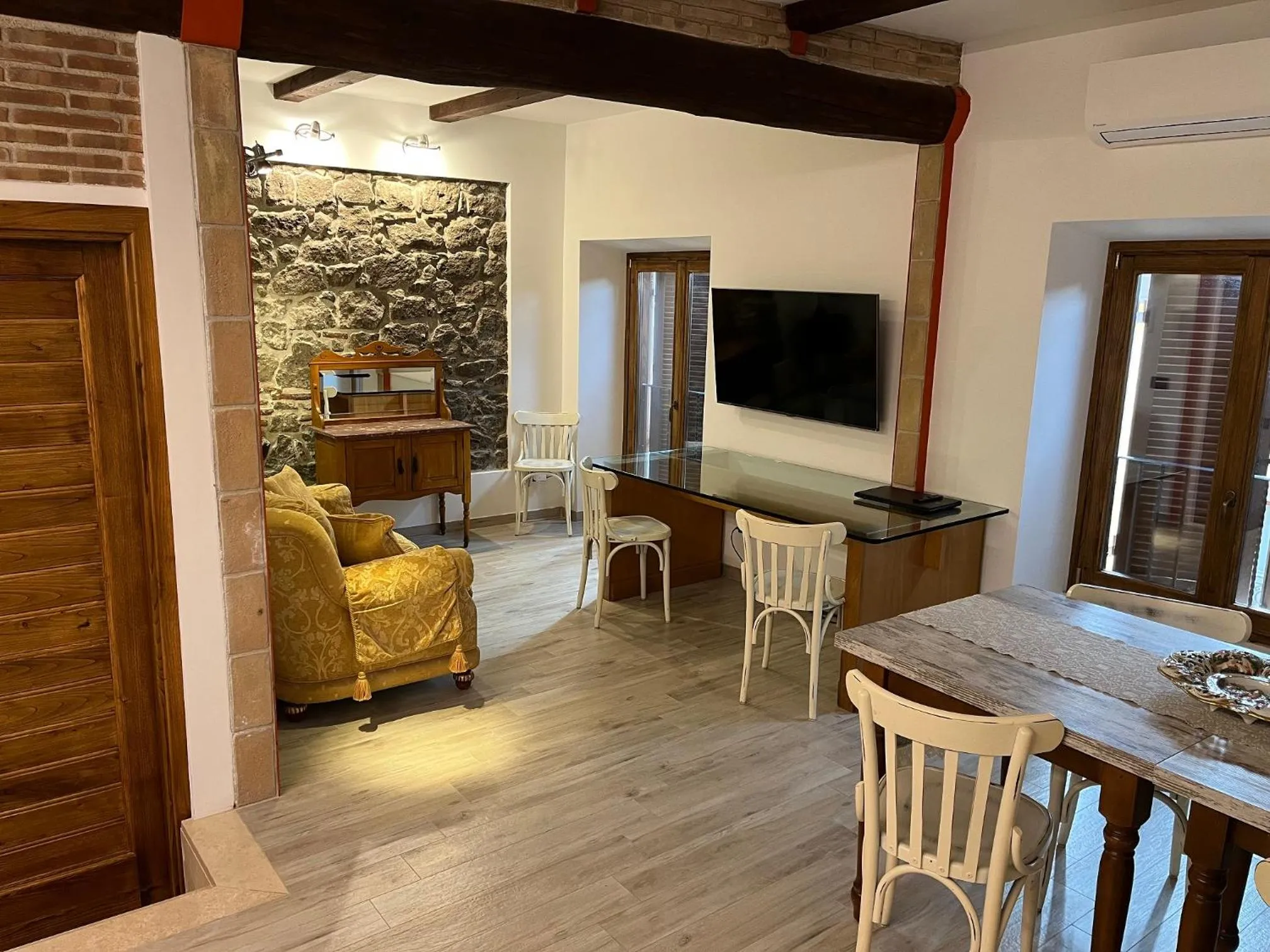 Living room in Albergo Diffuso Locanda Specchio Di Diana