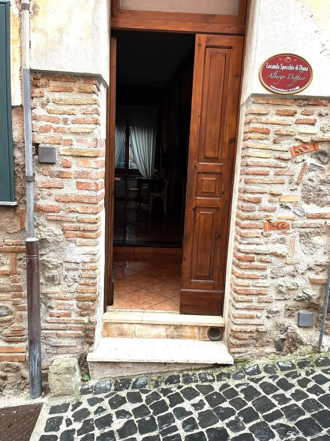 Facade/entrance in Albergo Diffuso Locanda Specchio Di Diana