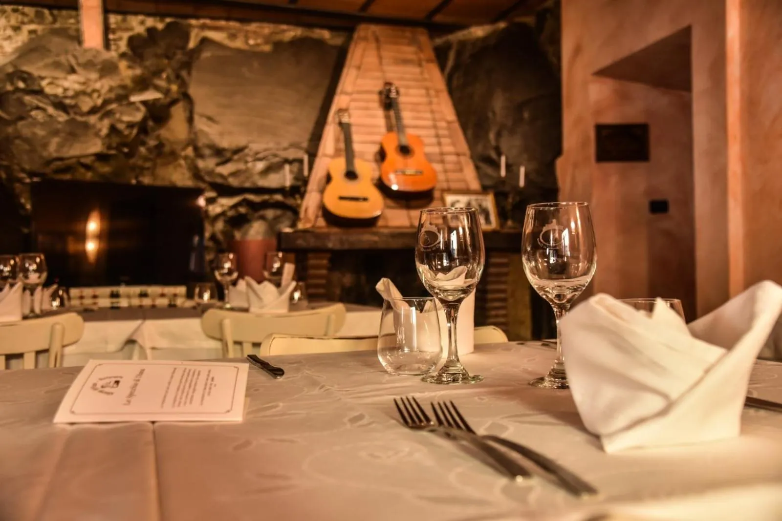 Restaurant/places to eat in Albergo Diffuso Locanda Specchio Di Diana