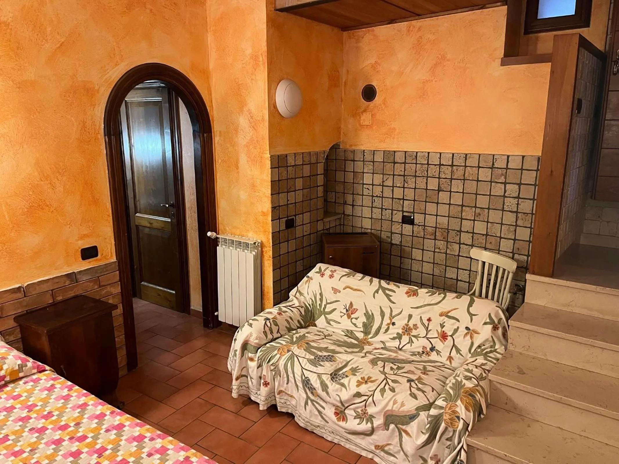 Living room, Bed in Albergo Diffuso Locanda Specchio Di Diana