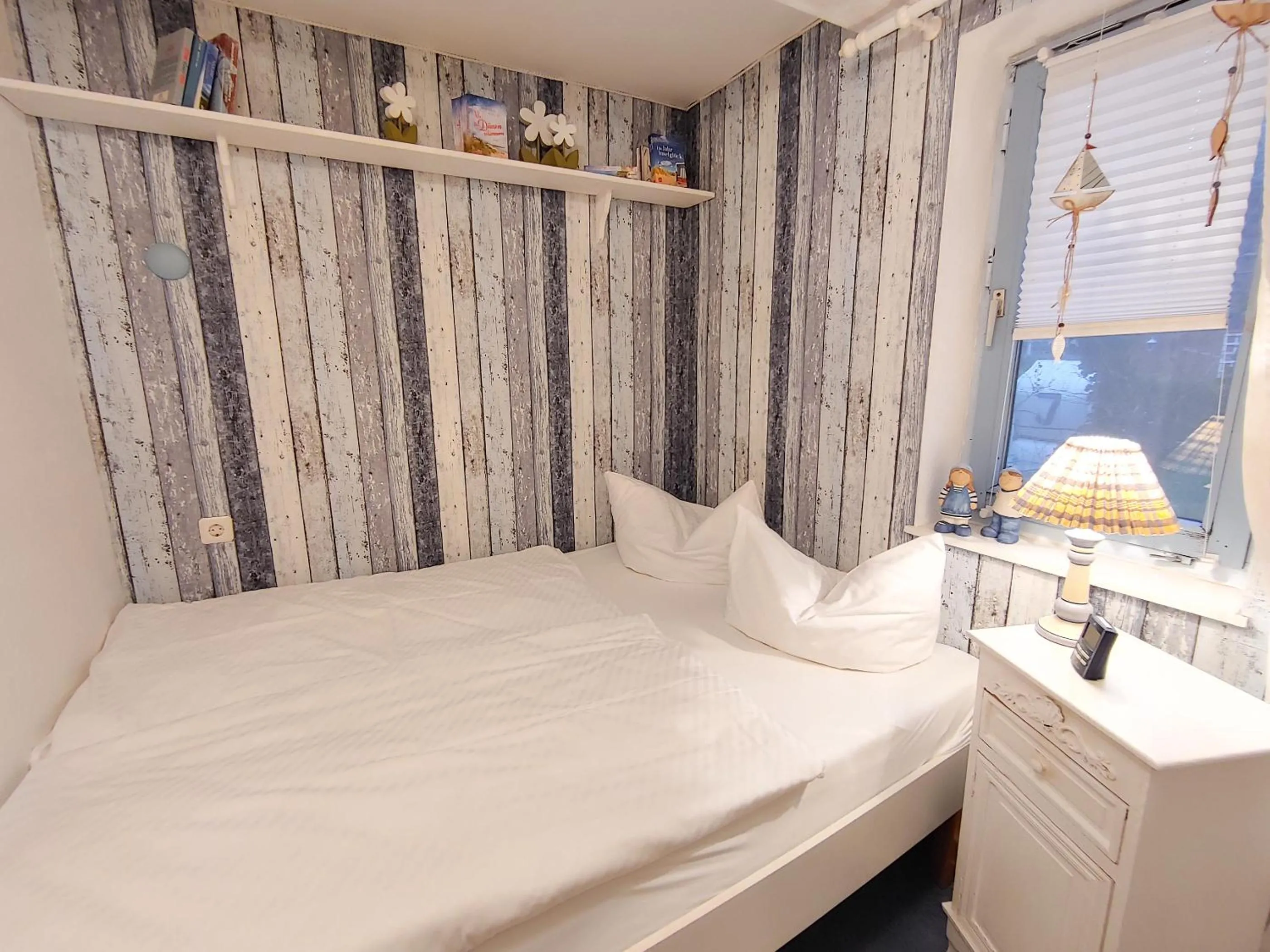 Bedroom, Bed in Ferienwohnung *Fenja*