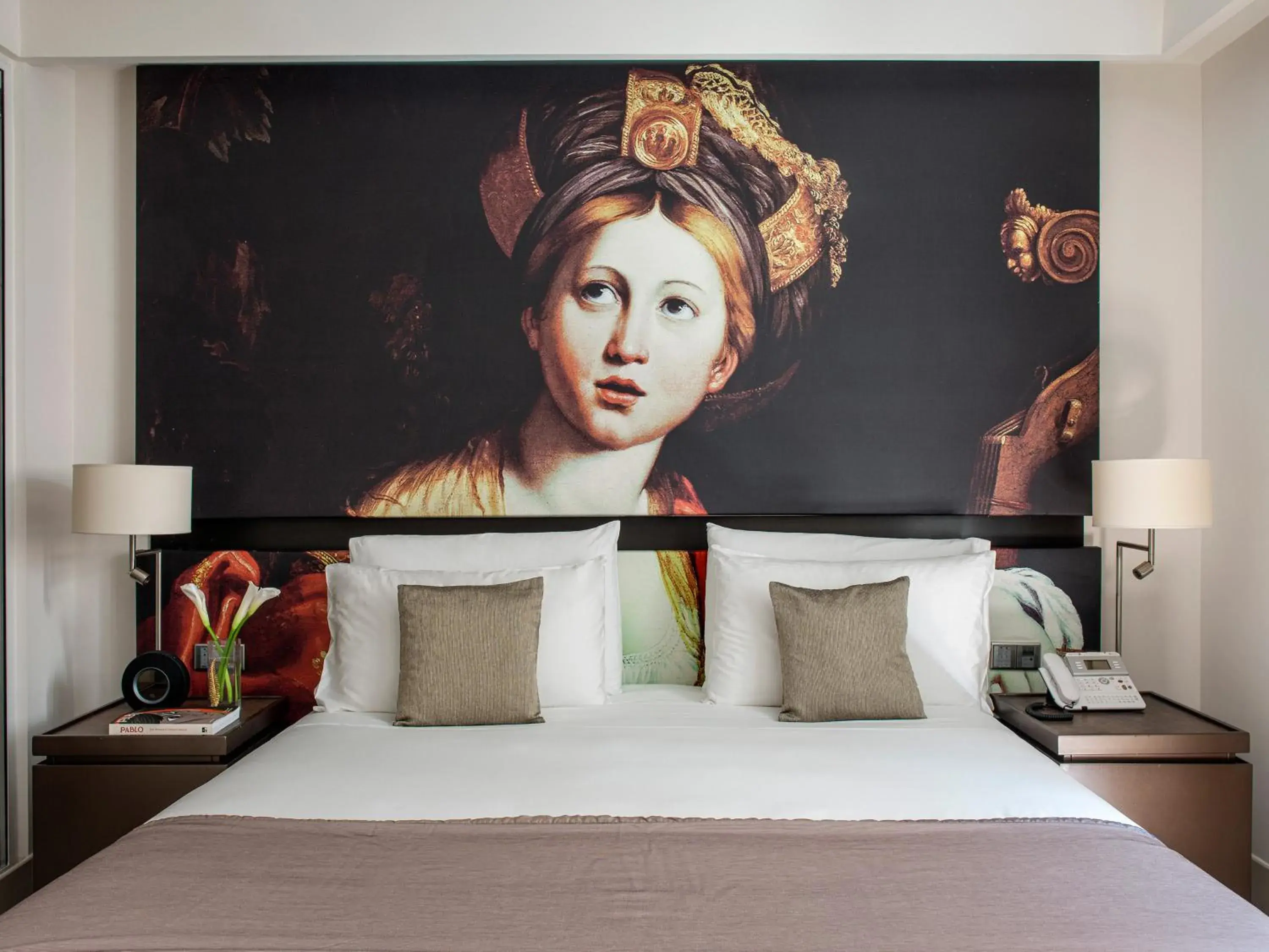 Two-Bedroom Master Suite with Spa Access in Villa Agrippina Gran Meliá – The Leading Hotels of the World Two-Bedroom Master Suite with Spa Access in Villa Agrippina Gran Meliá – The Leading Hotels of the World