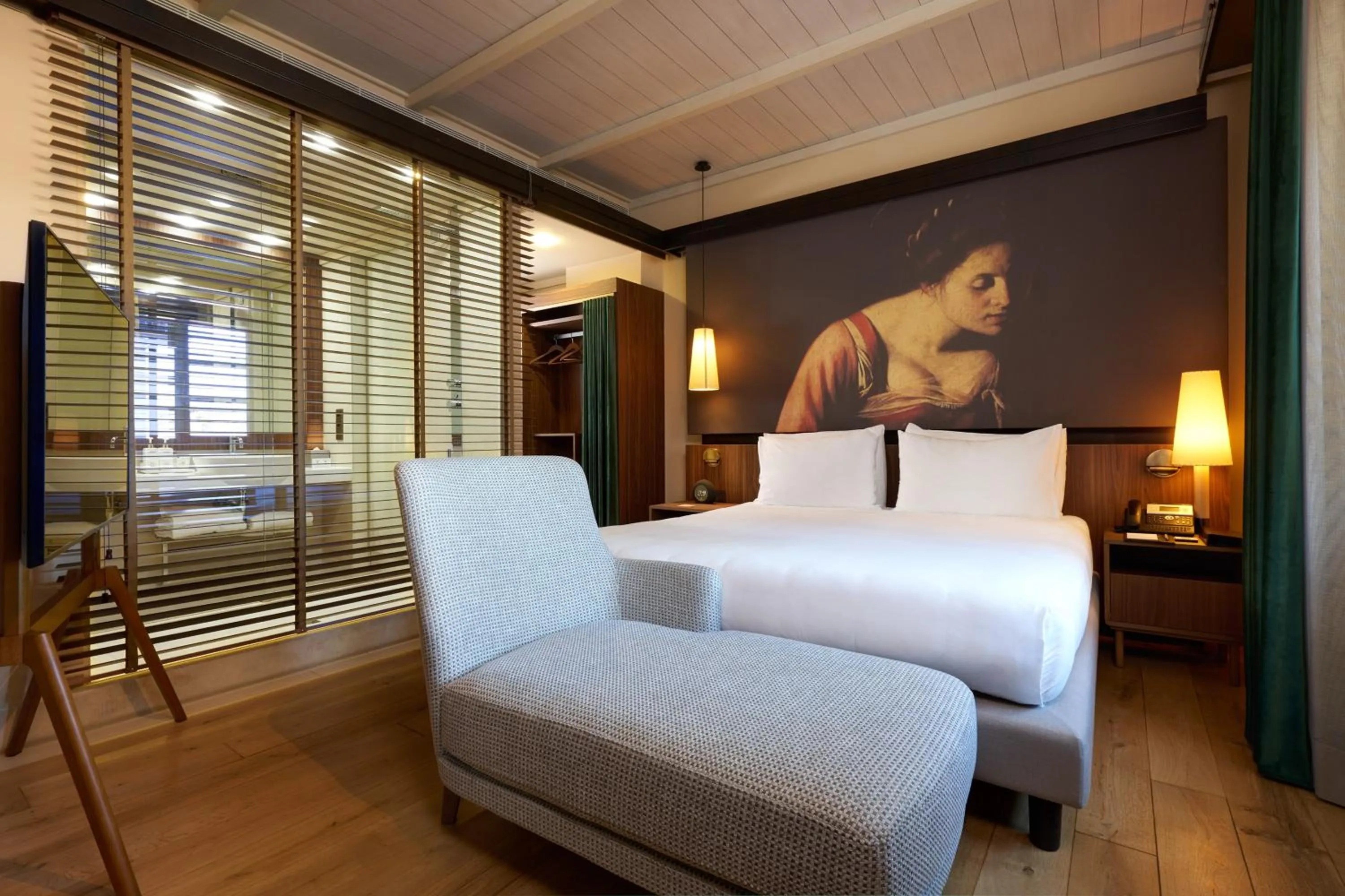 Bed in Villa Agrippina Gran Meliá – The Leading Hotels of the World