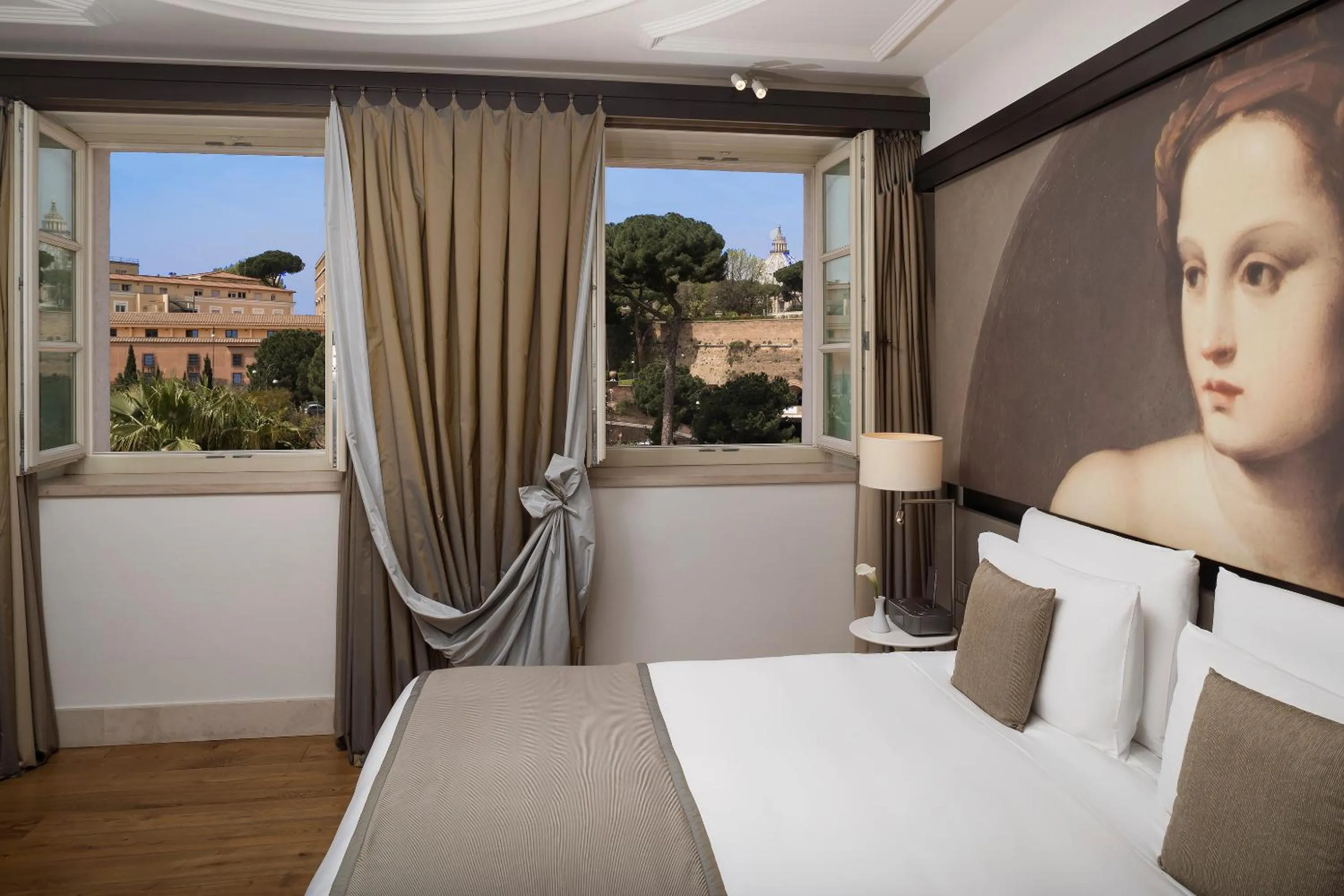 Bed in Villa Agrippina Gran Meliá – The Leading Hotels of the World