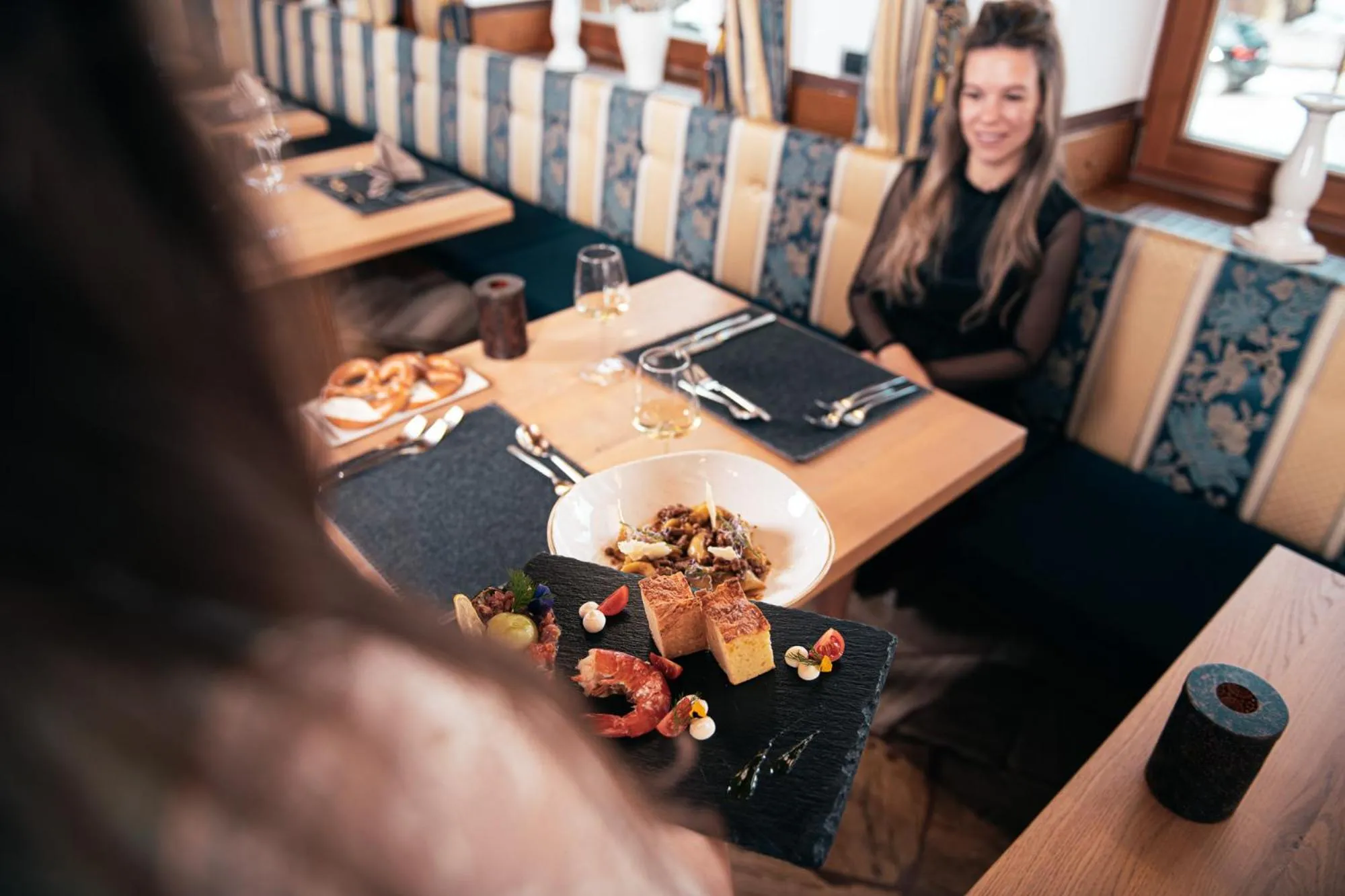 Food and drinks in Hotel Goldene Rose