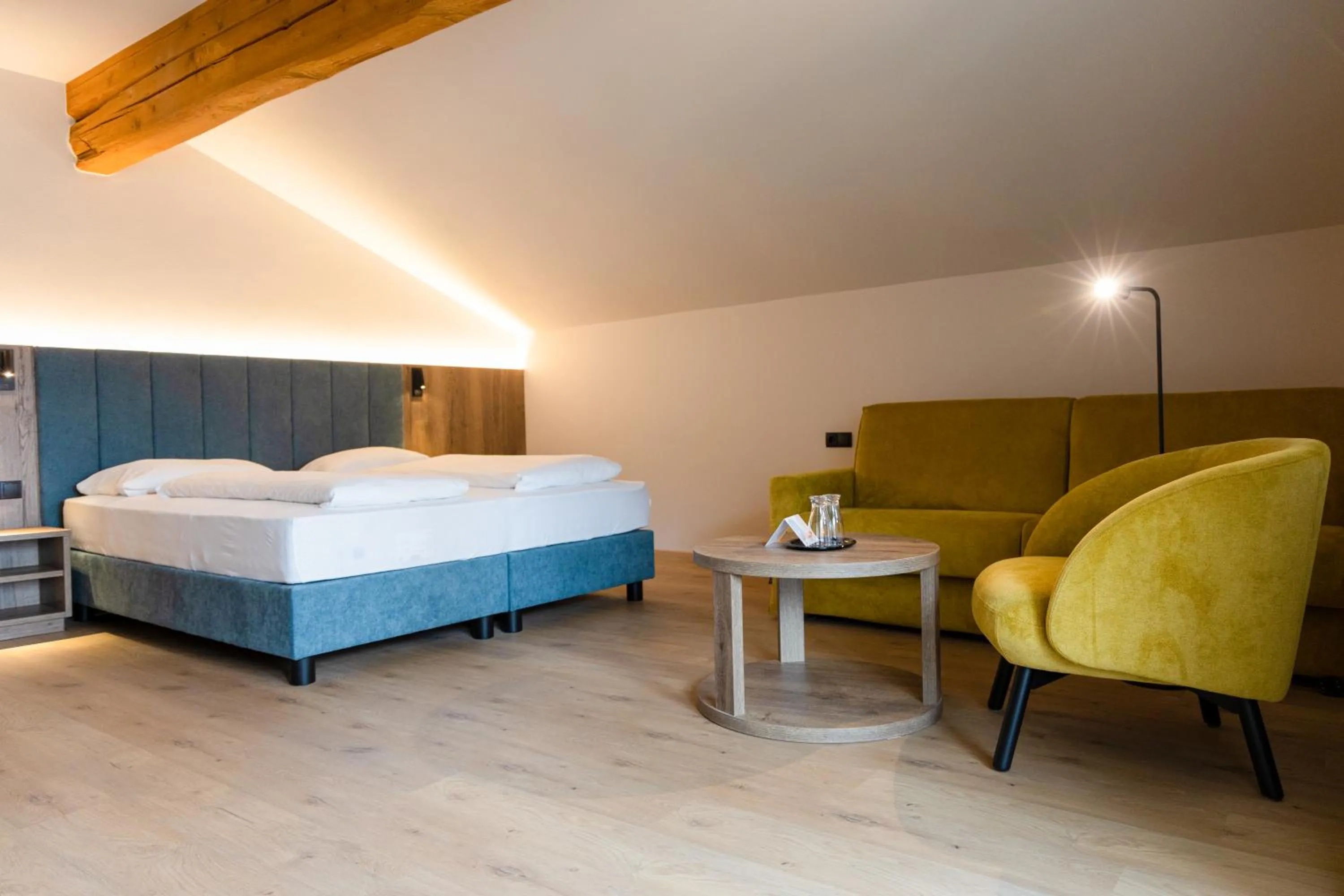 Photo of the whole room, Bed in Hotel Goldene Rose