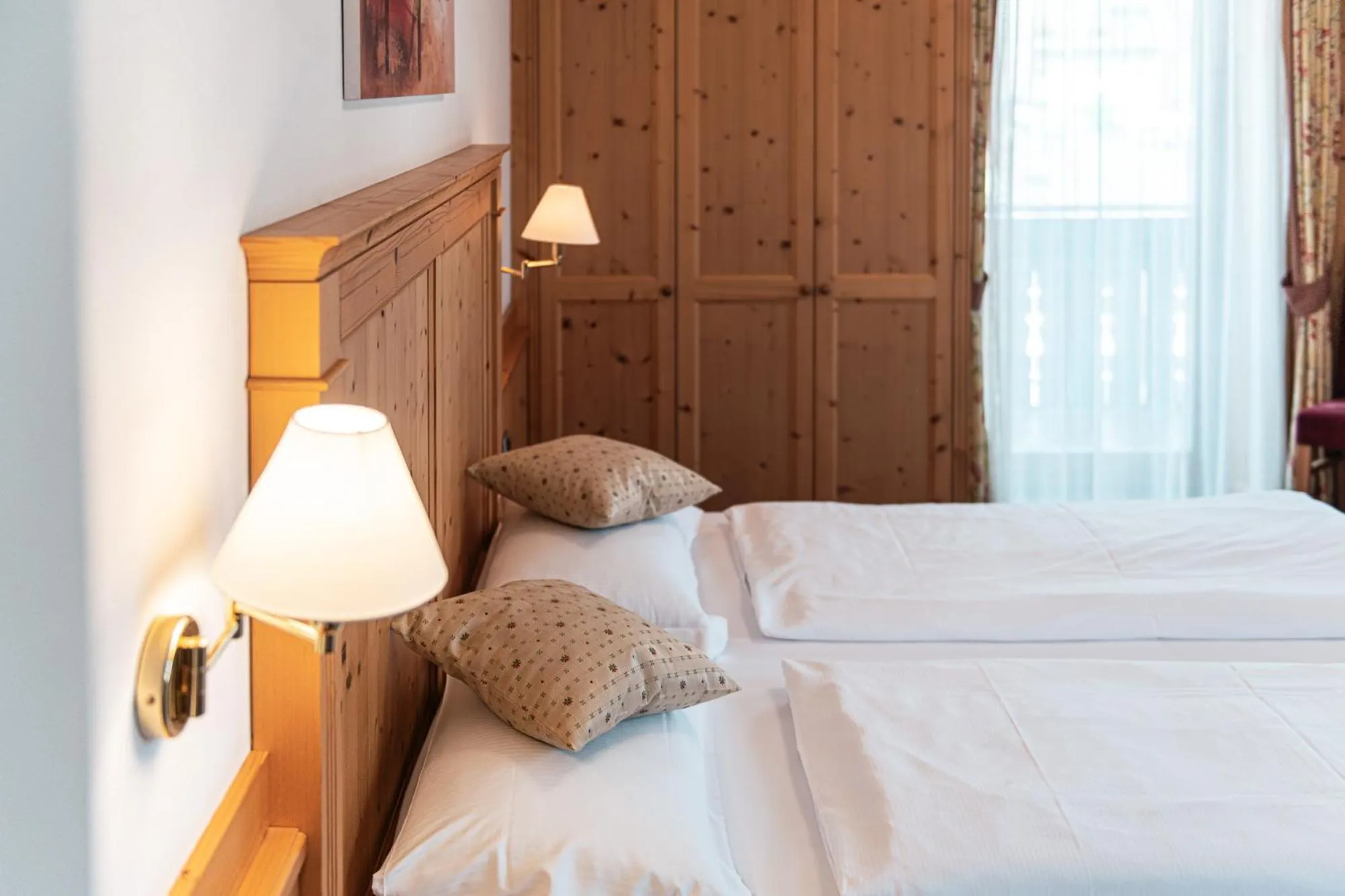 Bedroom, Bed in Hotel Goldene Rose