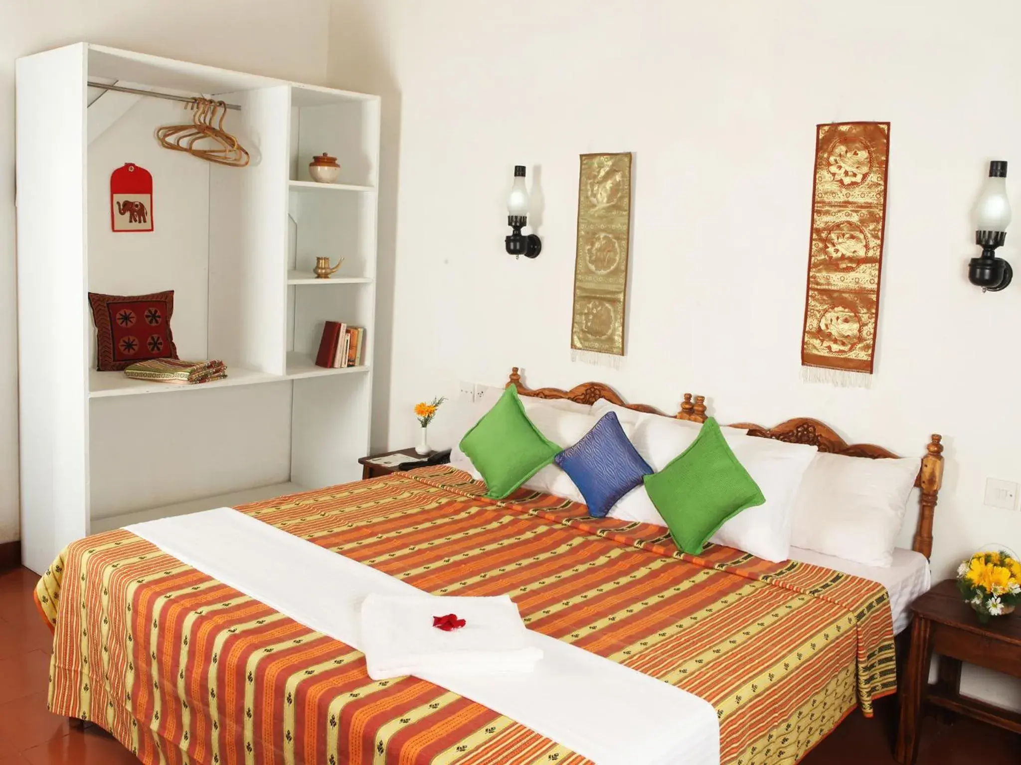 Photo of the whole room, Bed in Soma Palmshore Photo of the whole room, Bed in Soma Palmshore