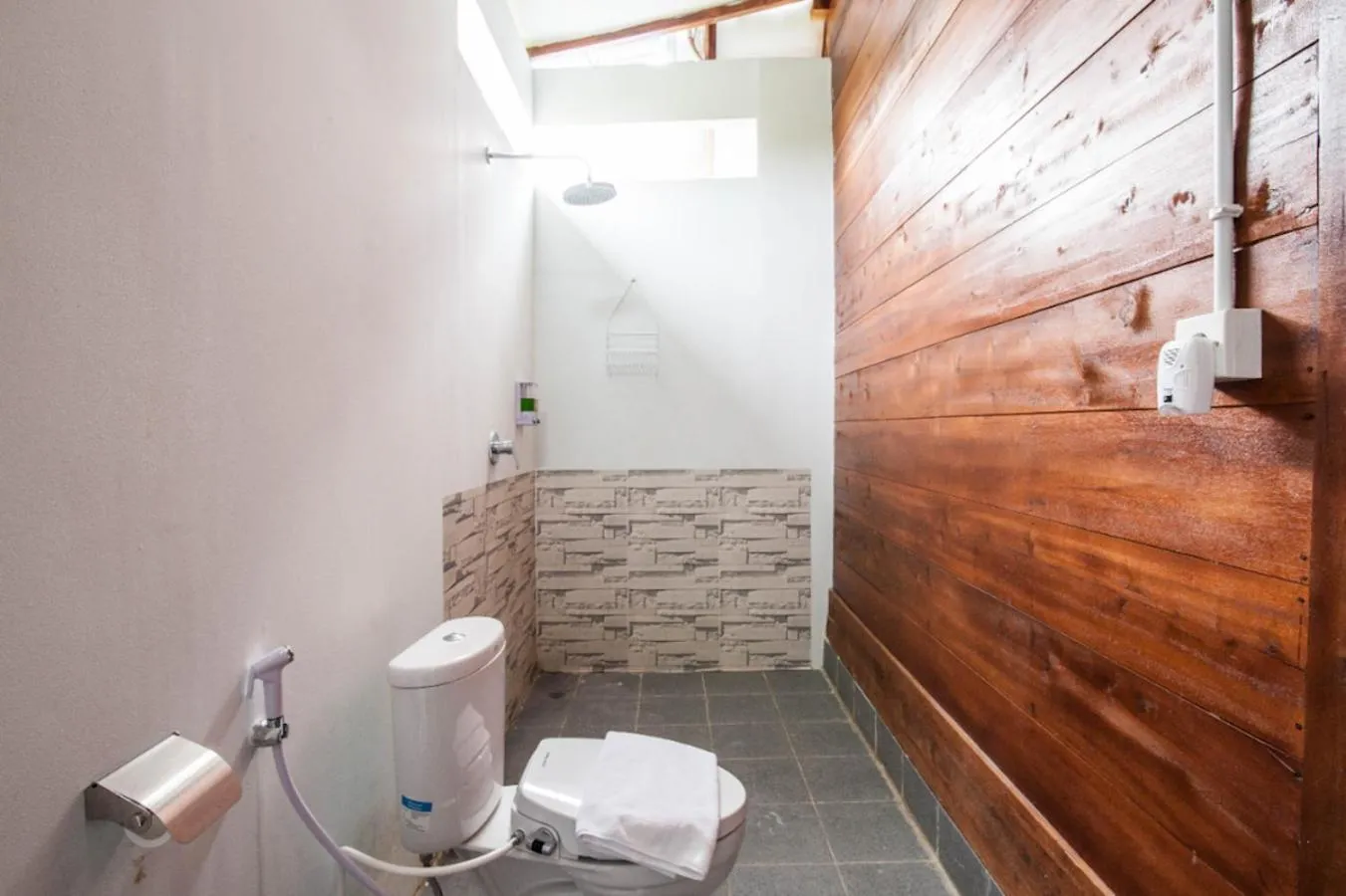Bathroom in Tanah Penida Bungalows