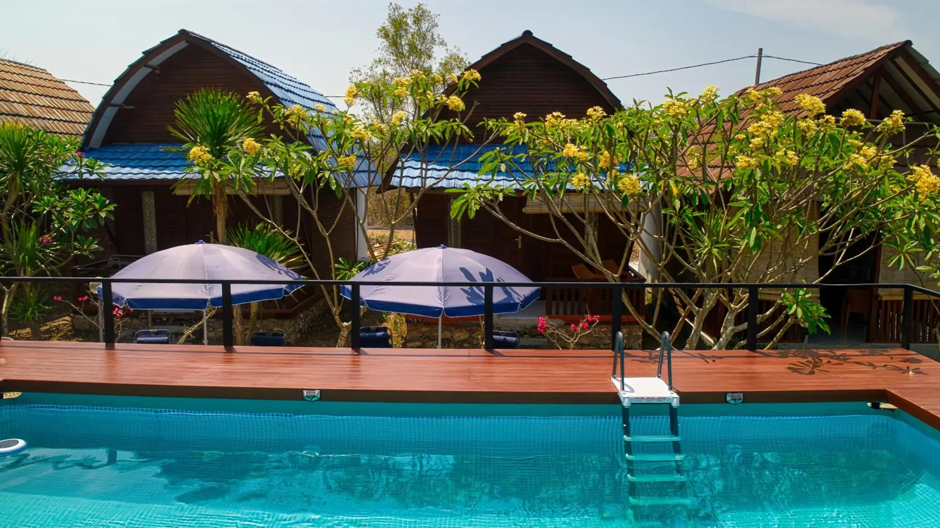 Property building in Tanah Penida Bungalows Property building in Tanah Penida Bungalows