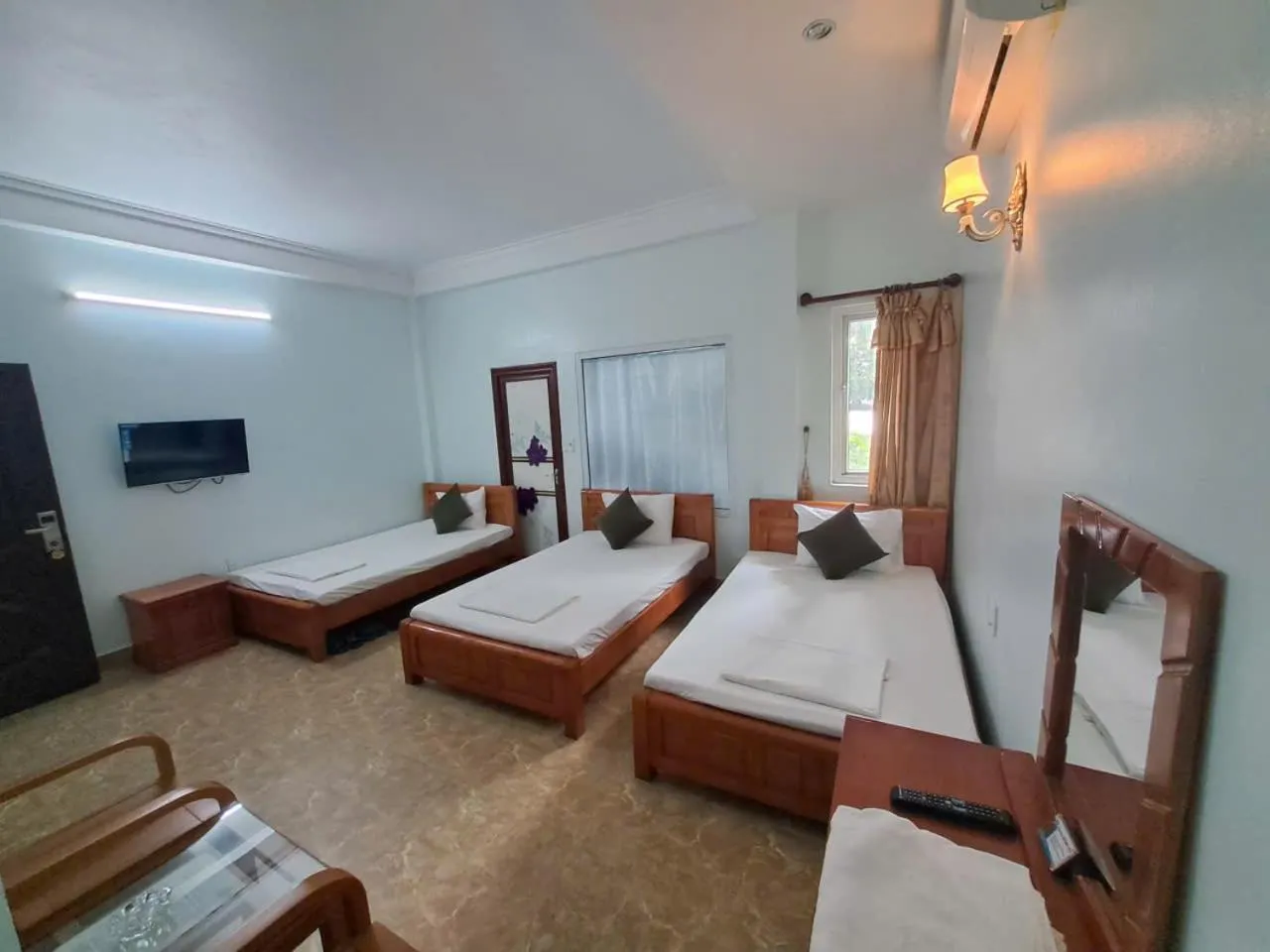 Bed in Hoang Yen Guesthouse