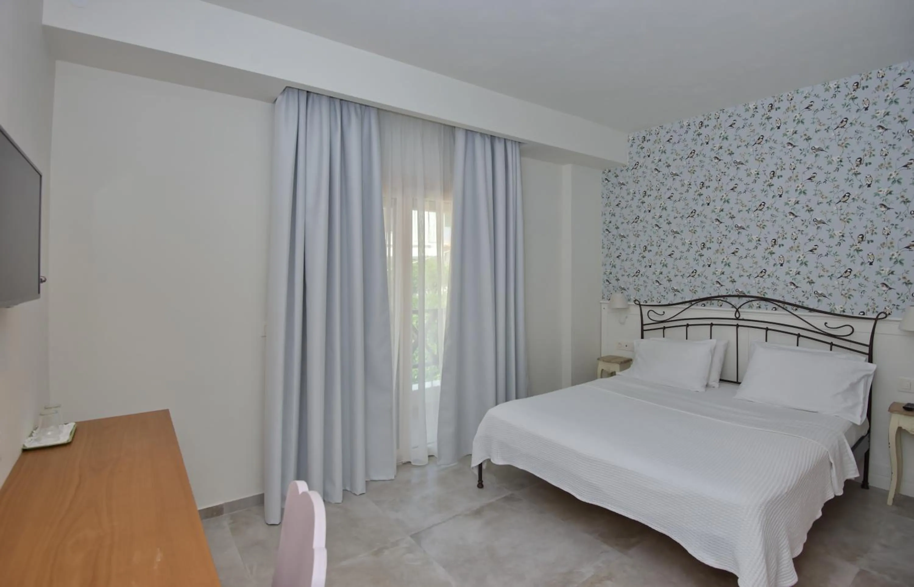 Double Room in Liadromia Hotel