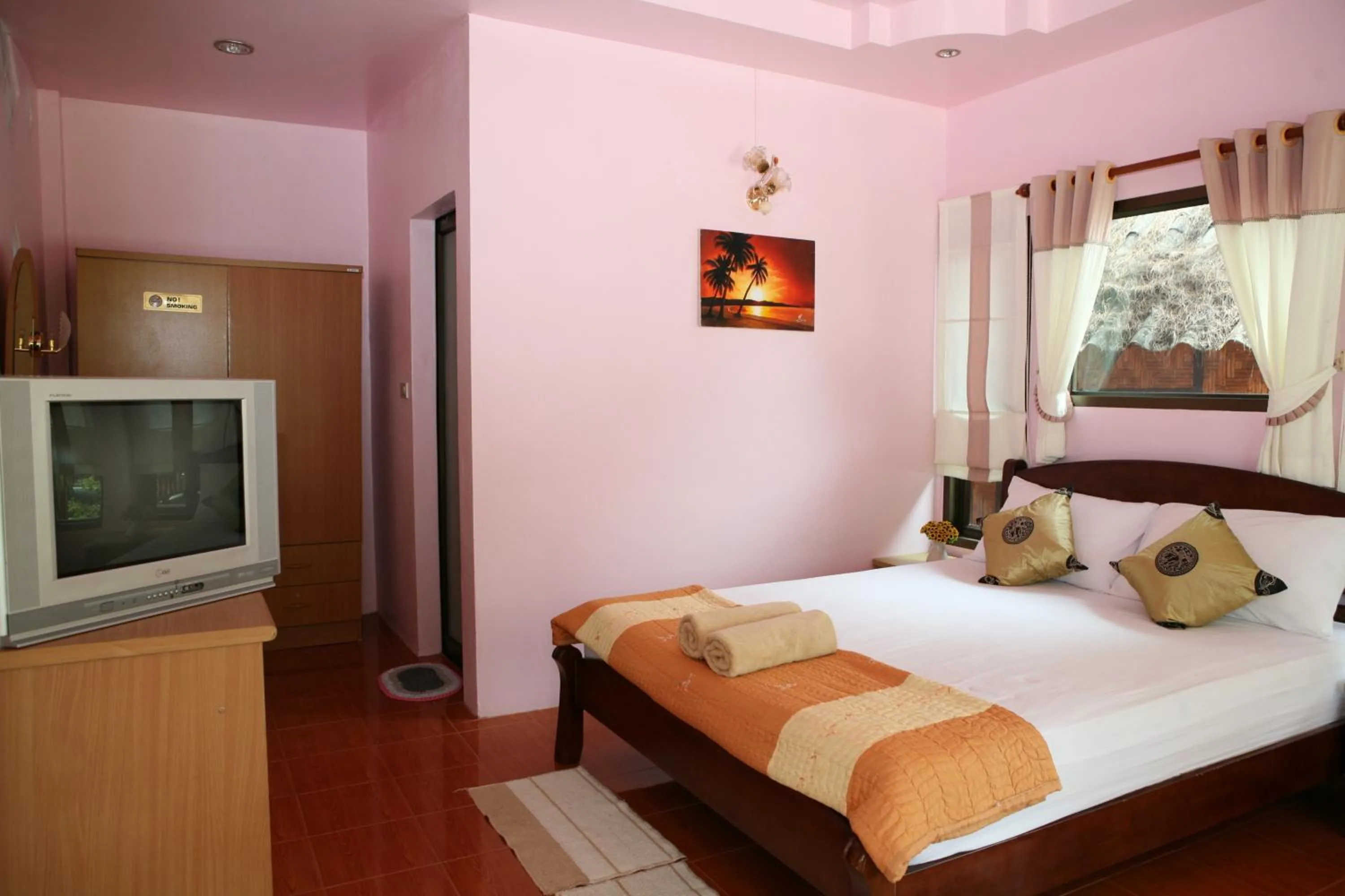 Photo of the whole room, Bed in Nice Sea Resort
