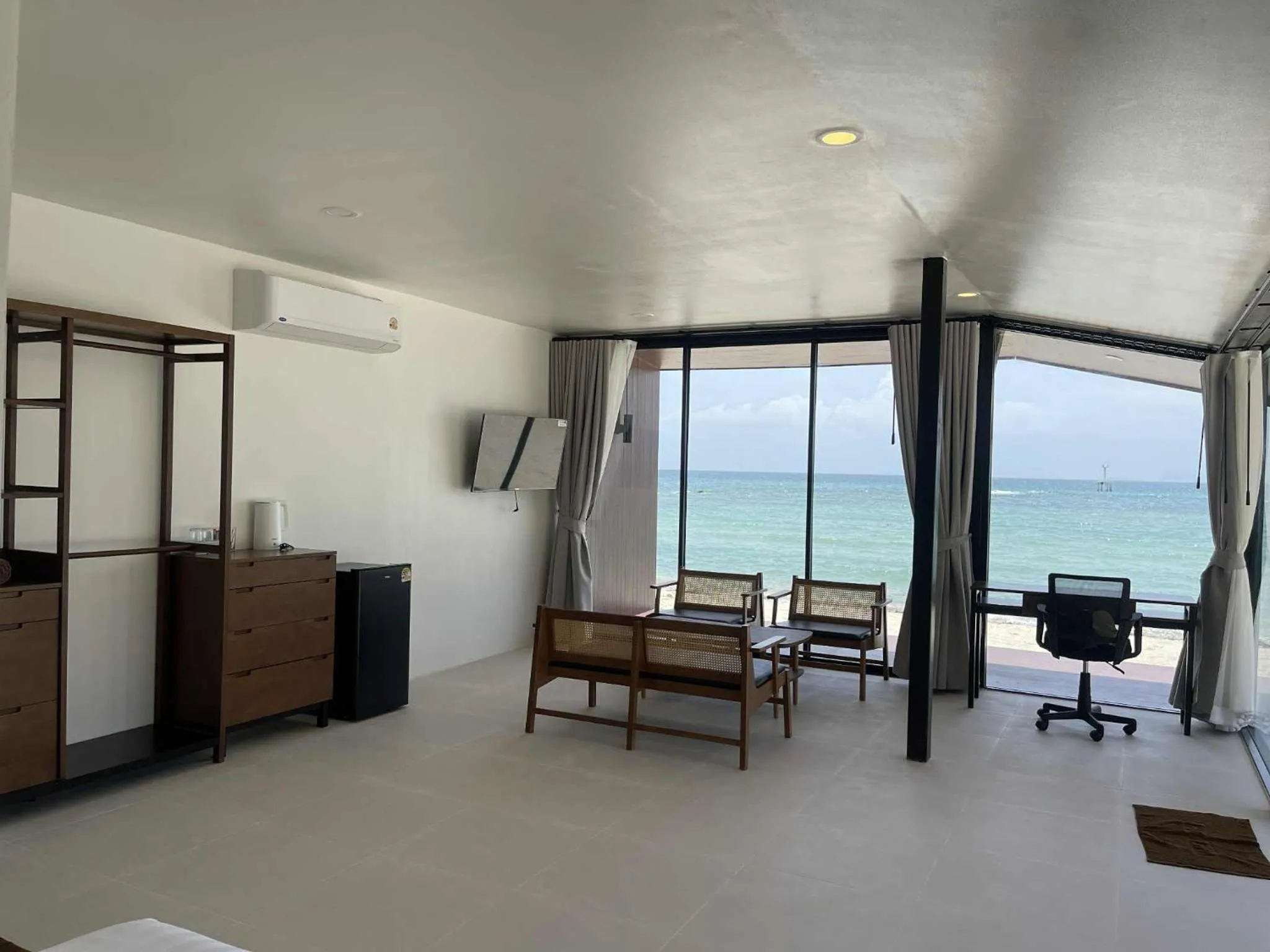 Living room in Nice Sea Resort