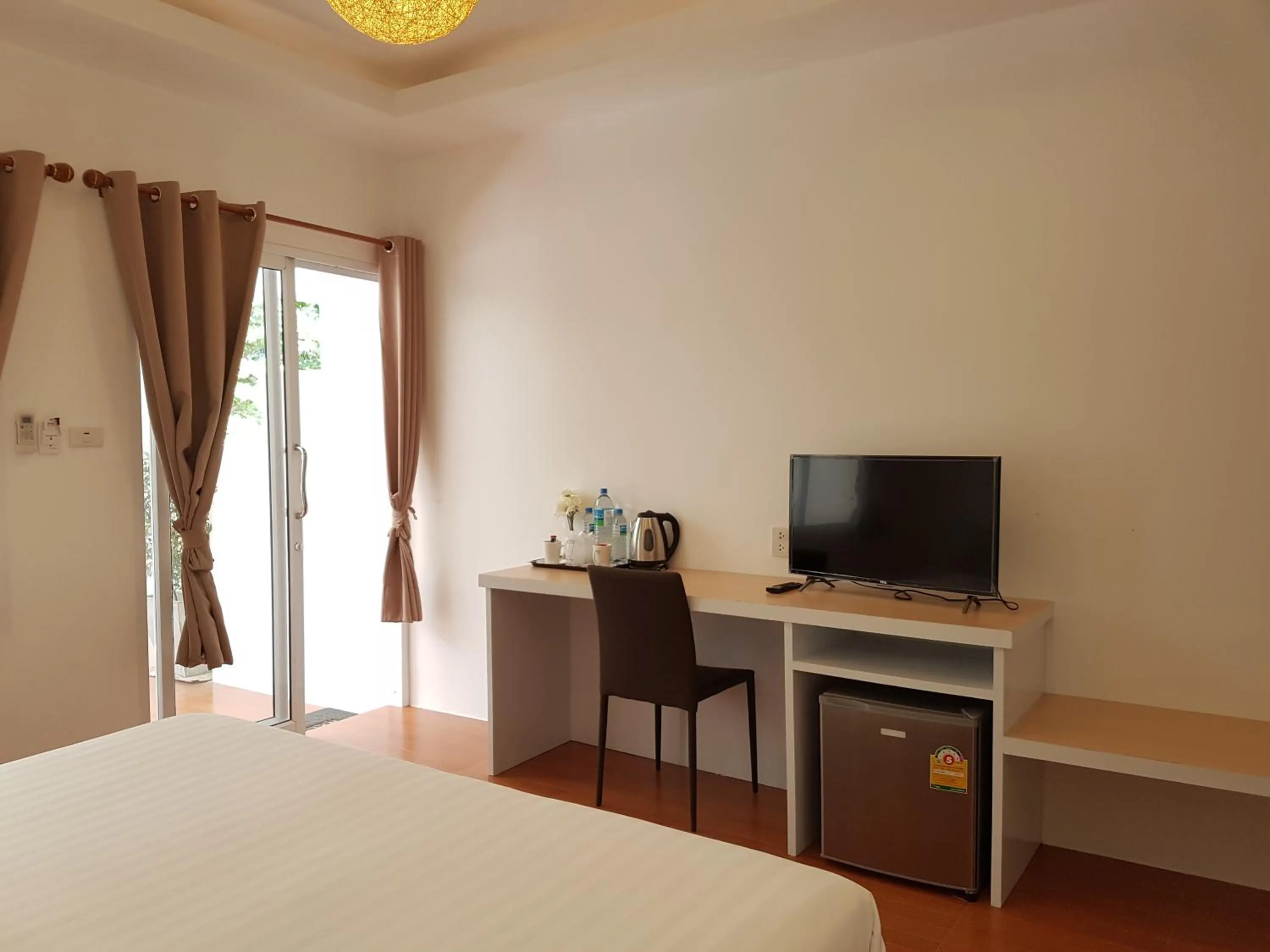 TV and multimedia, Bed in Nice Sea Resort