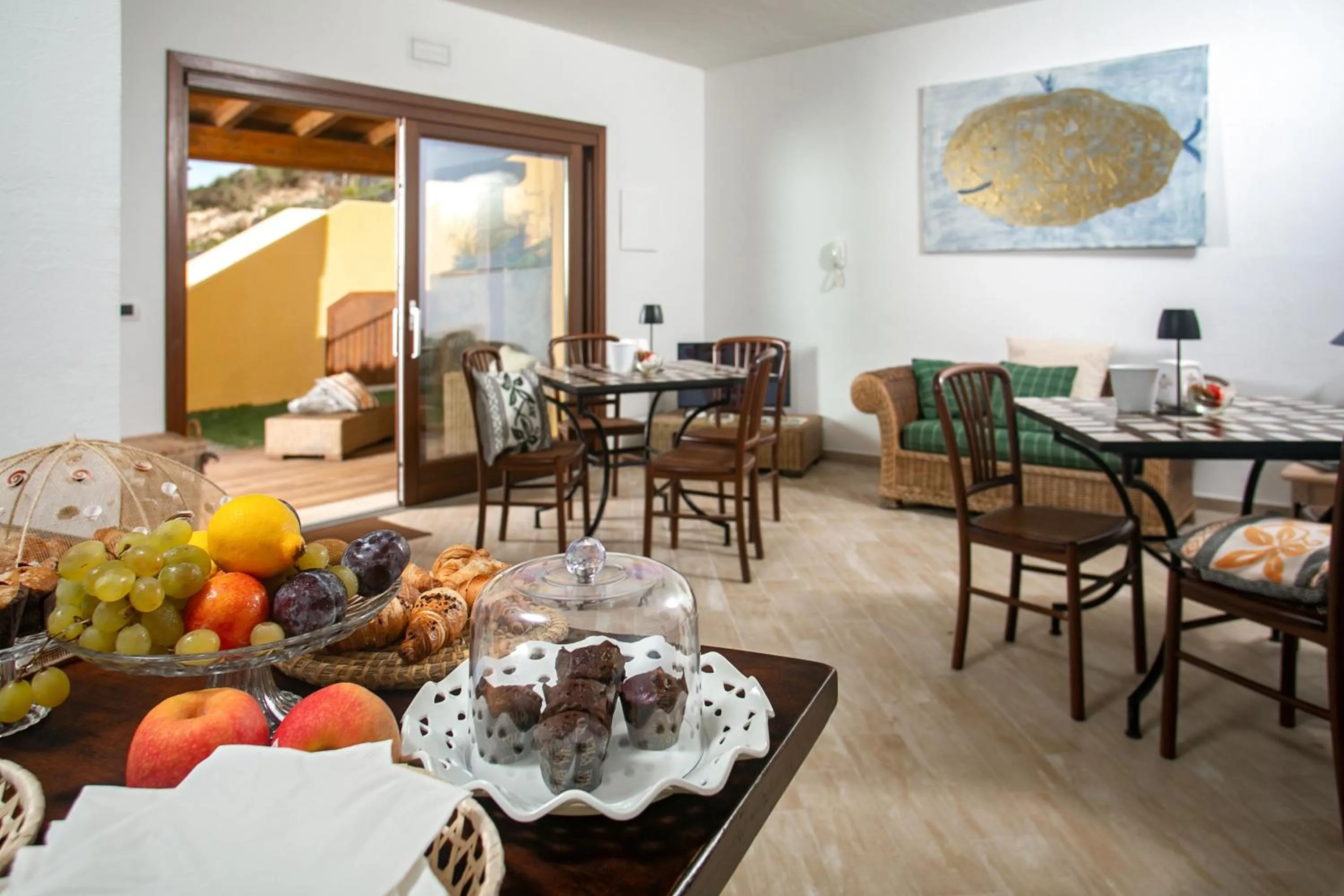 Restaurant/places to eat in Punta Falcone Resort