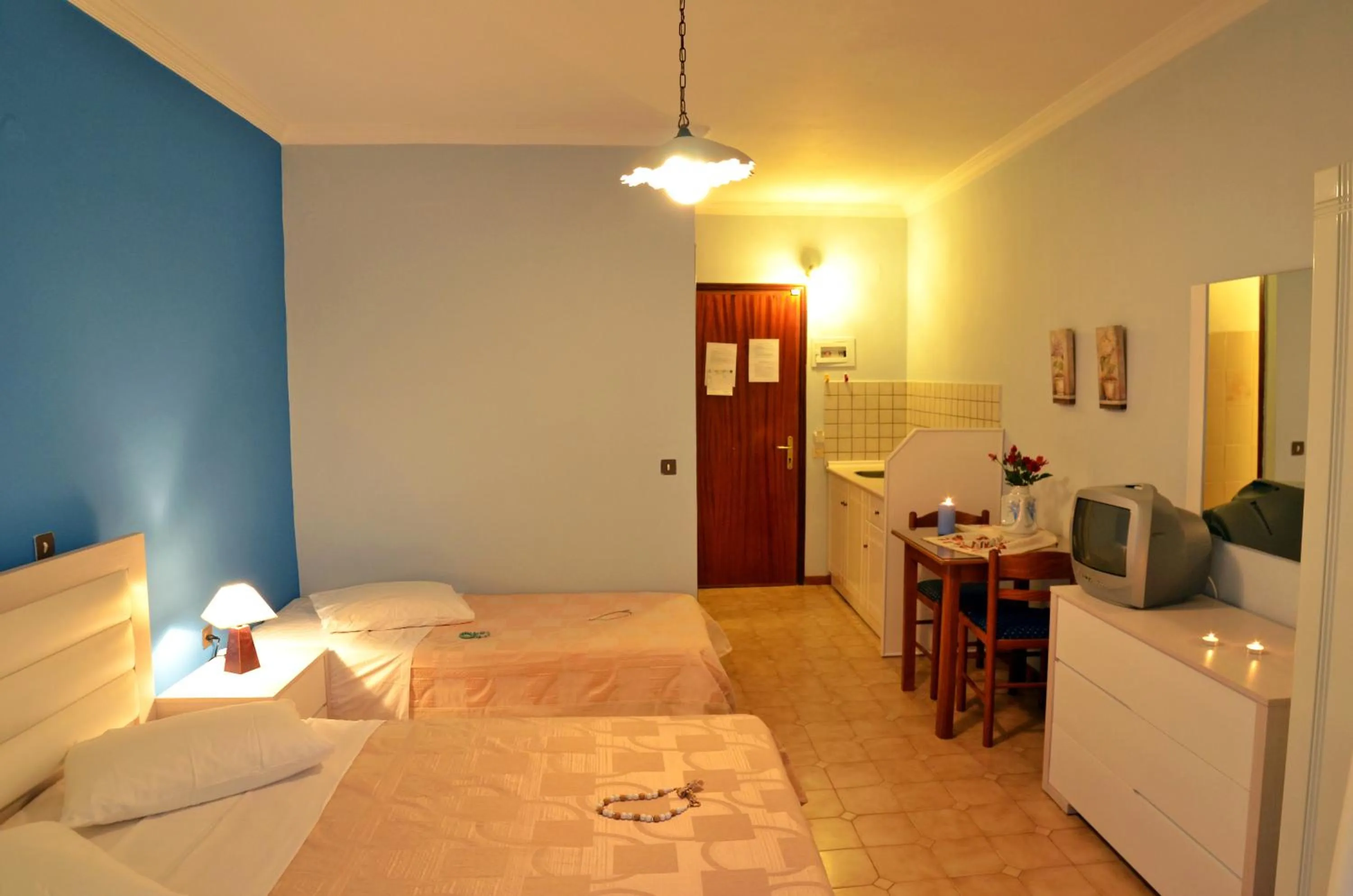 Photo of the whole room, Bed in Elea Hotel Apartments and Villas