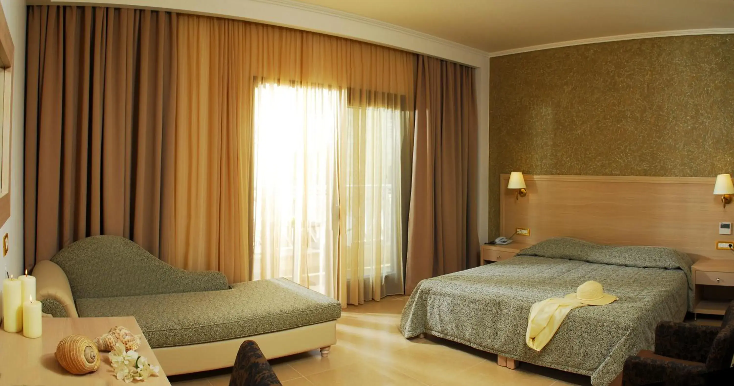 Bedroom, Bed in Cactus Royal Spa & Resort Adults Only Bedroom, Bed in Cactus Royal Spa & Resort Adults Only