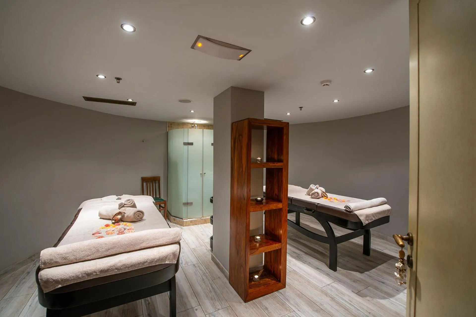 Spa and wellness centre/facilities, Bed in Cactus Royal Spa & Resort Adults Only