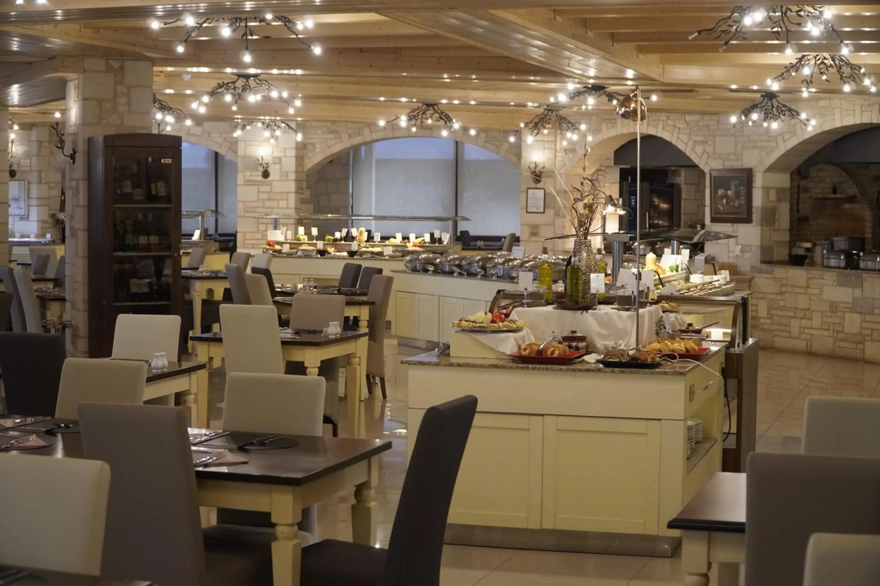 Restaurant/places to eat in Cactus Royal Spa &amp; Resort Adults Only