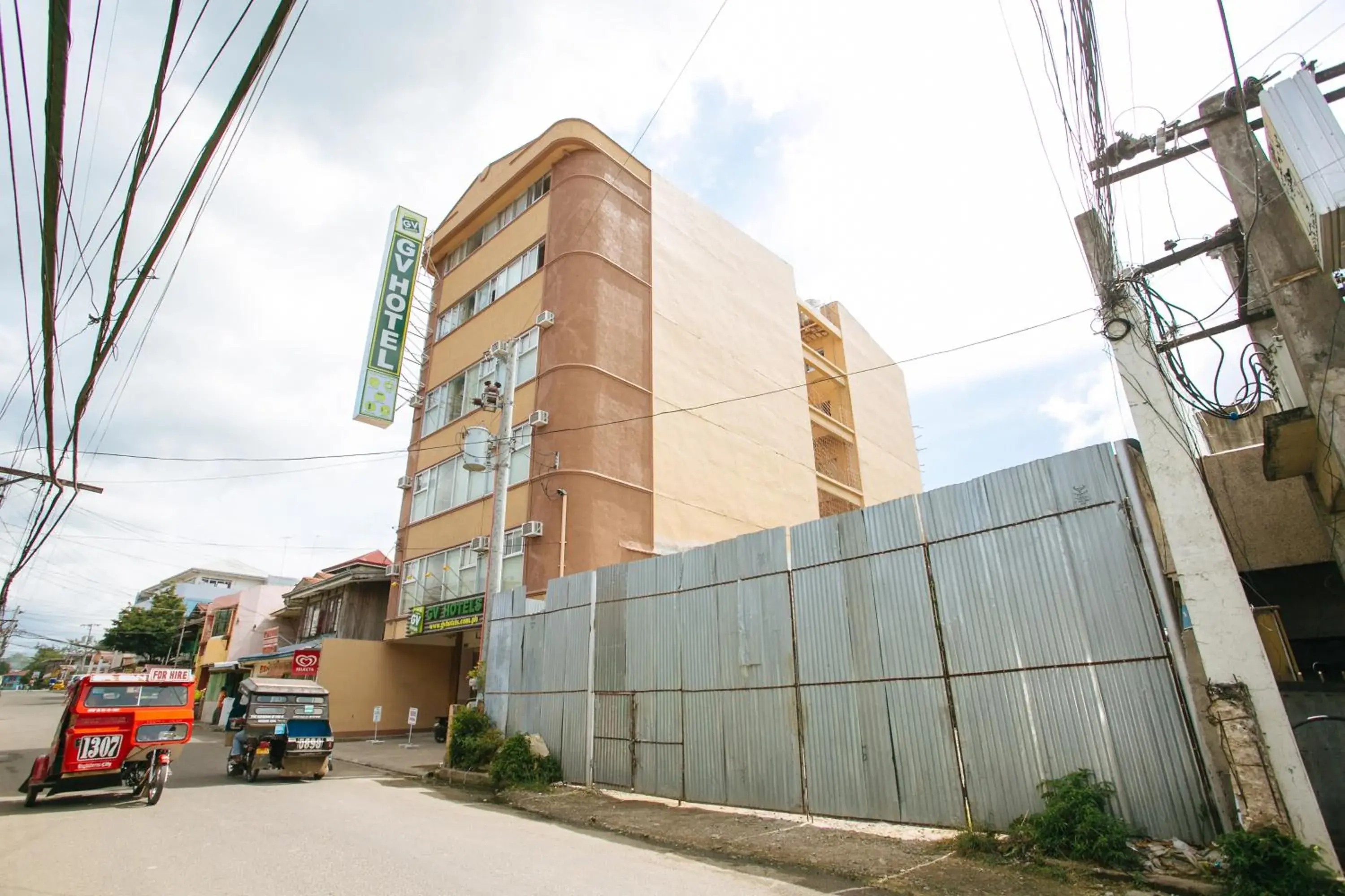 Property building in GV Hotel - Tagbilaran City Property building in GV Hotel - Tagbilaran City