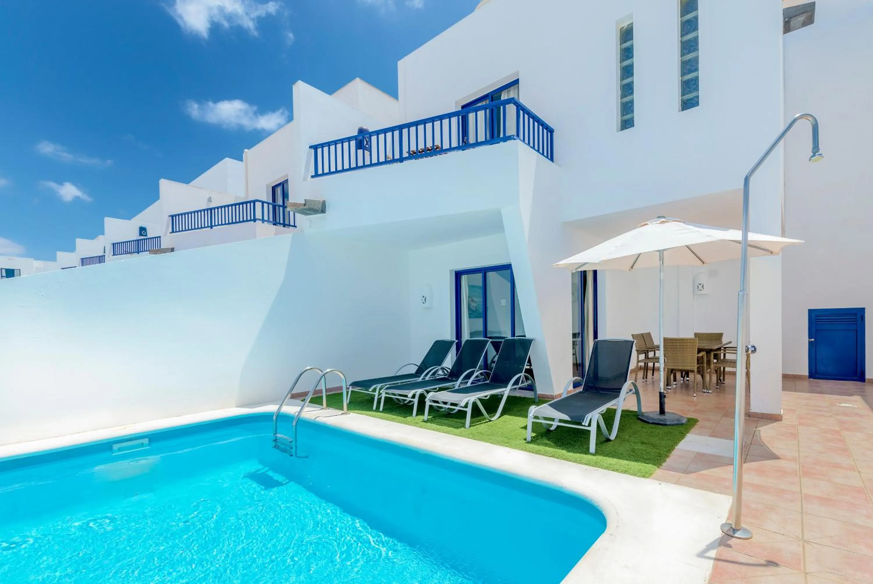 Patio in Villas Puerto Rubicon
