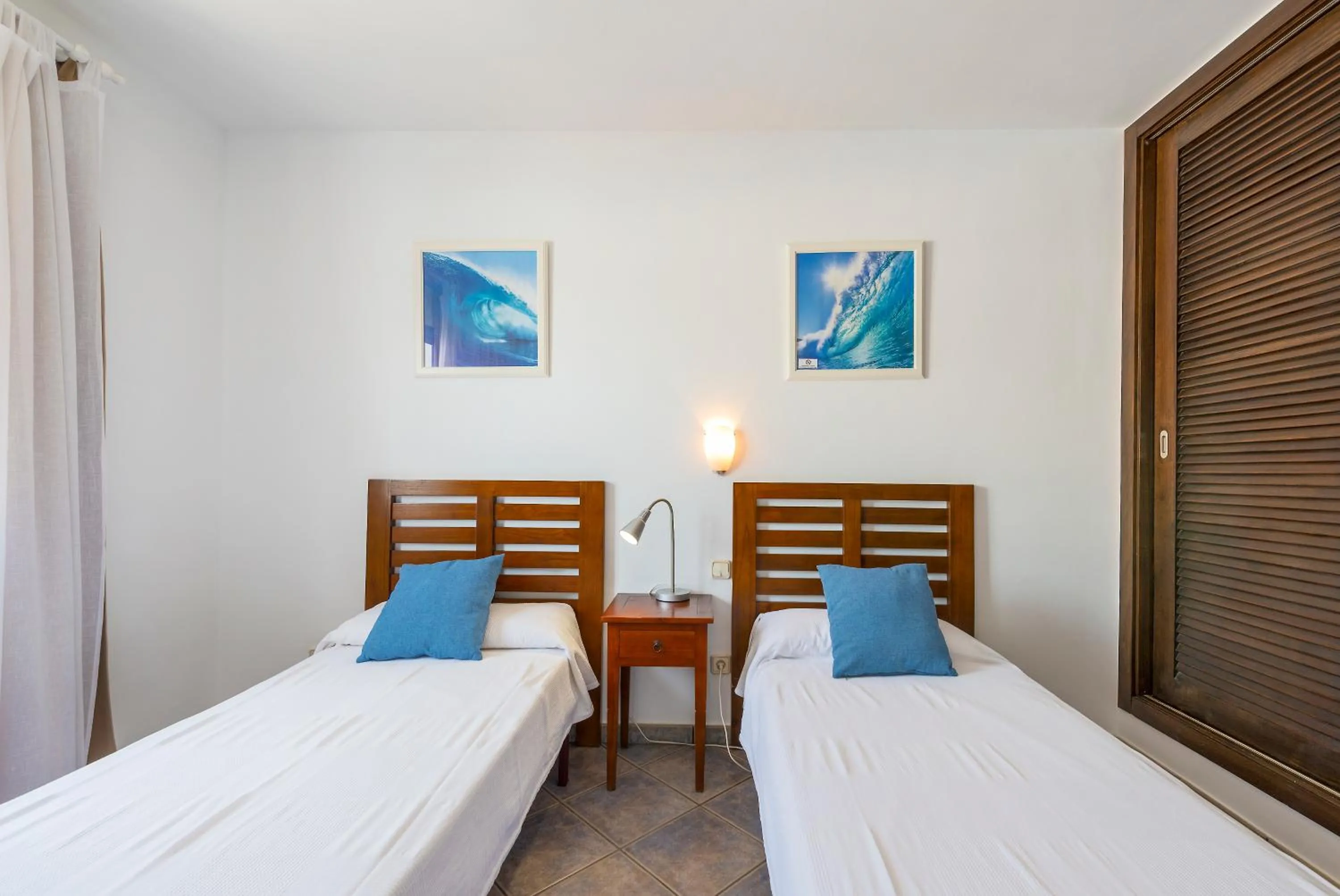 Bedroom, Bed in Villas Puerto Rubicon