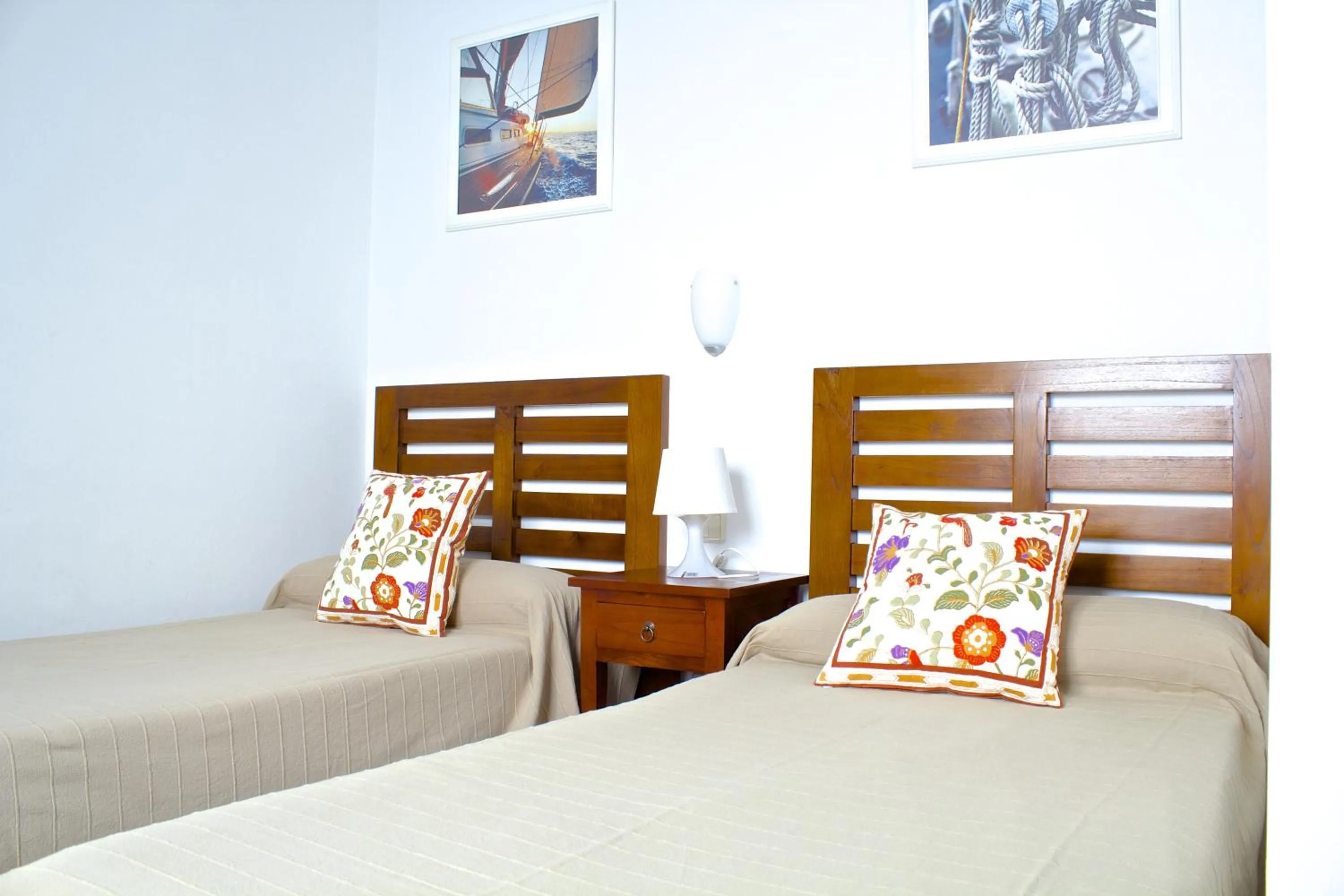 Bedroom, Bed in Villas Puerto Rubicon