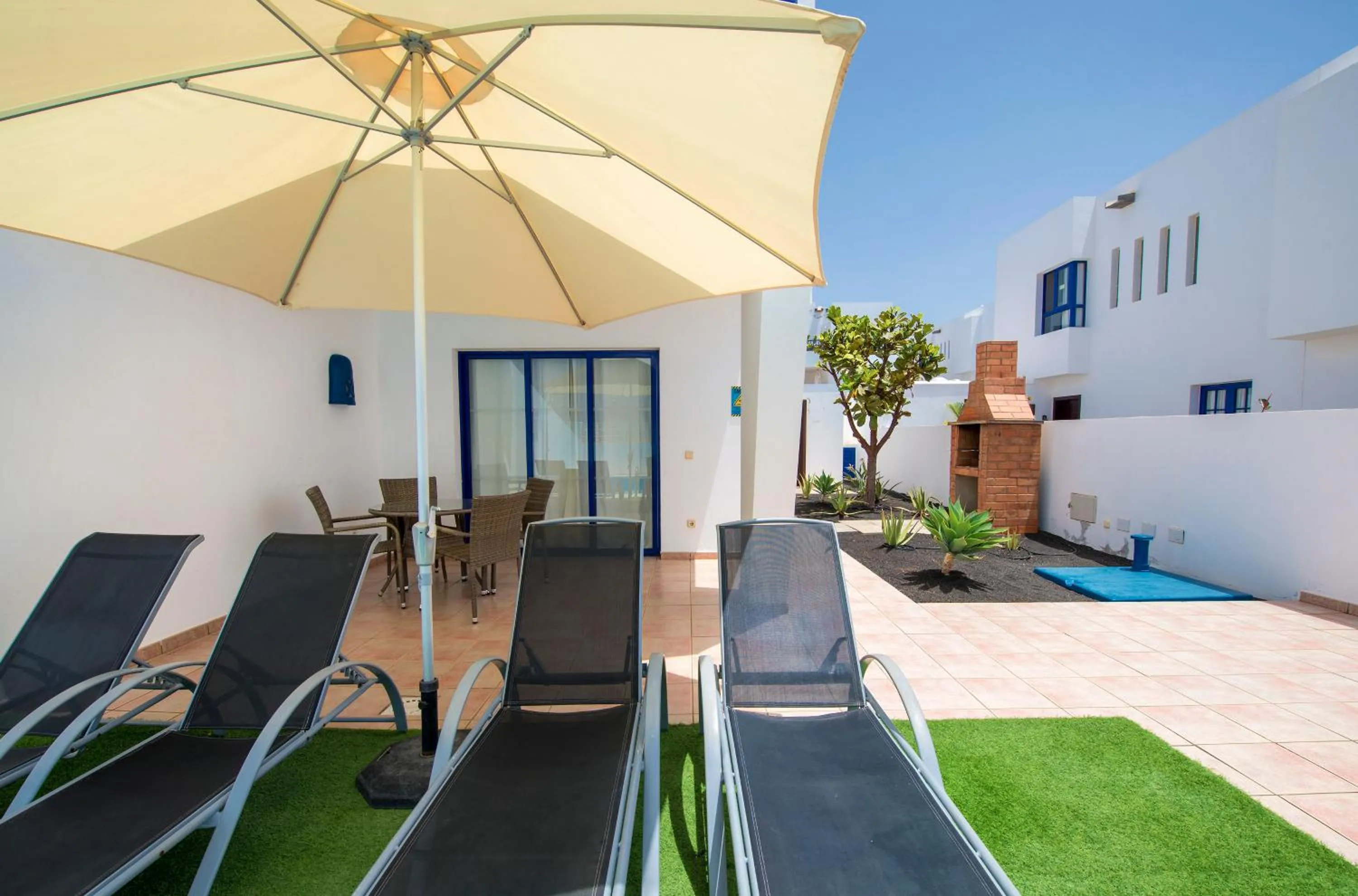 Patio in Villas Puerto Rubicon