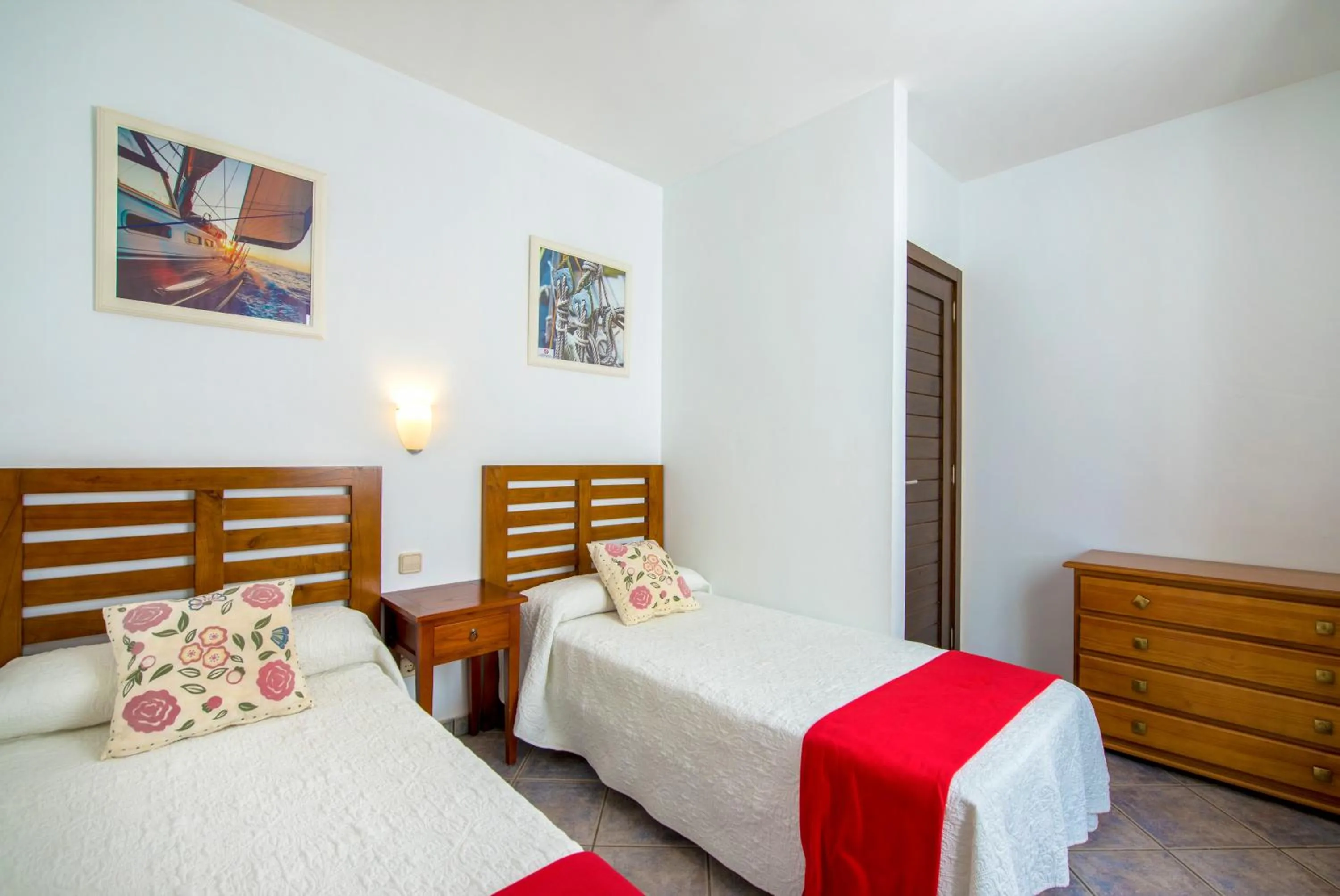 Bedroom, Bed in Villas Puerto Rubicon