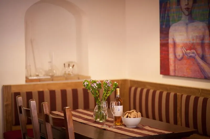 Dining area in Sant'Angelo 42