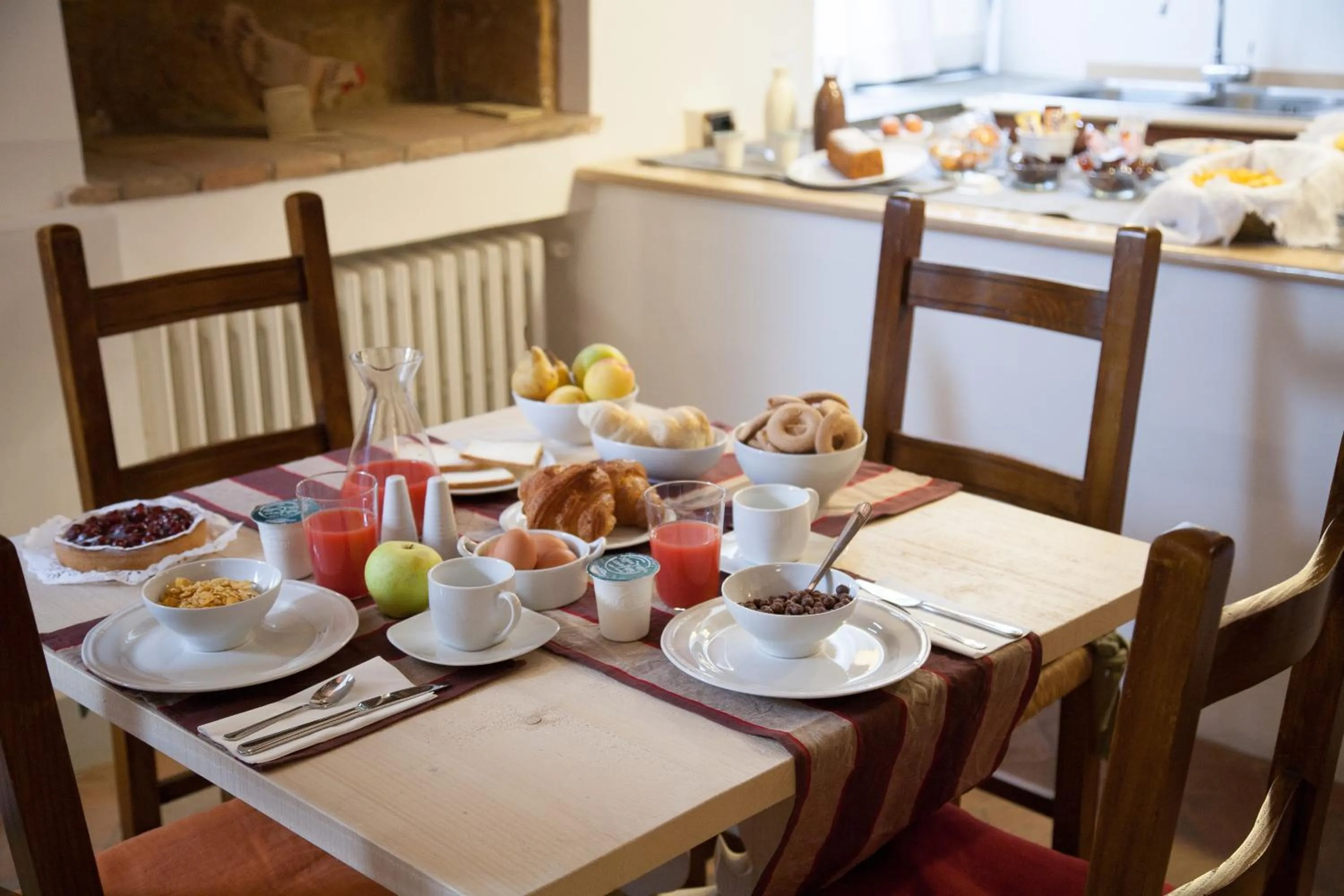 Breakfast in Sant'Angelo 42