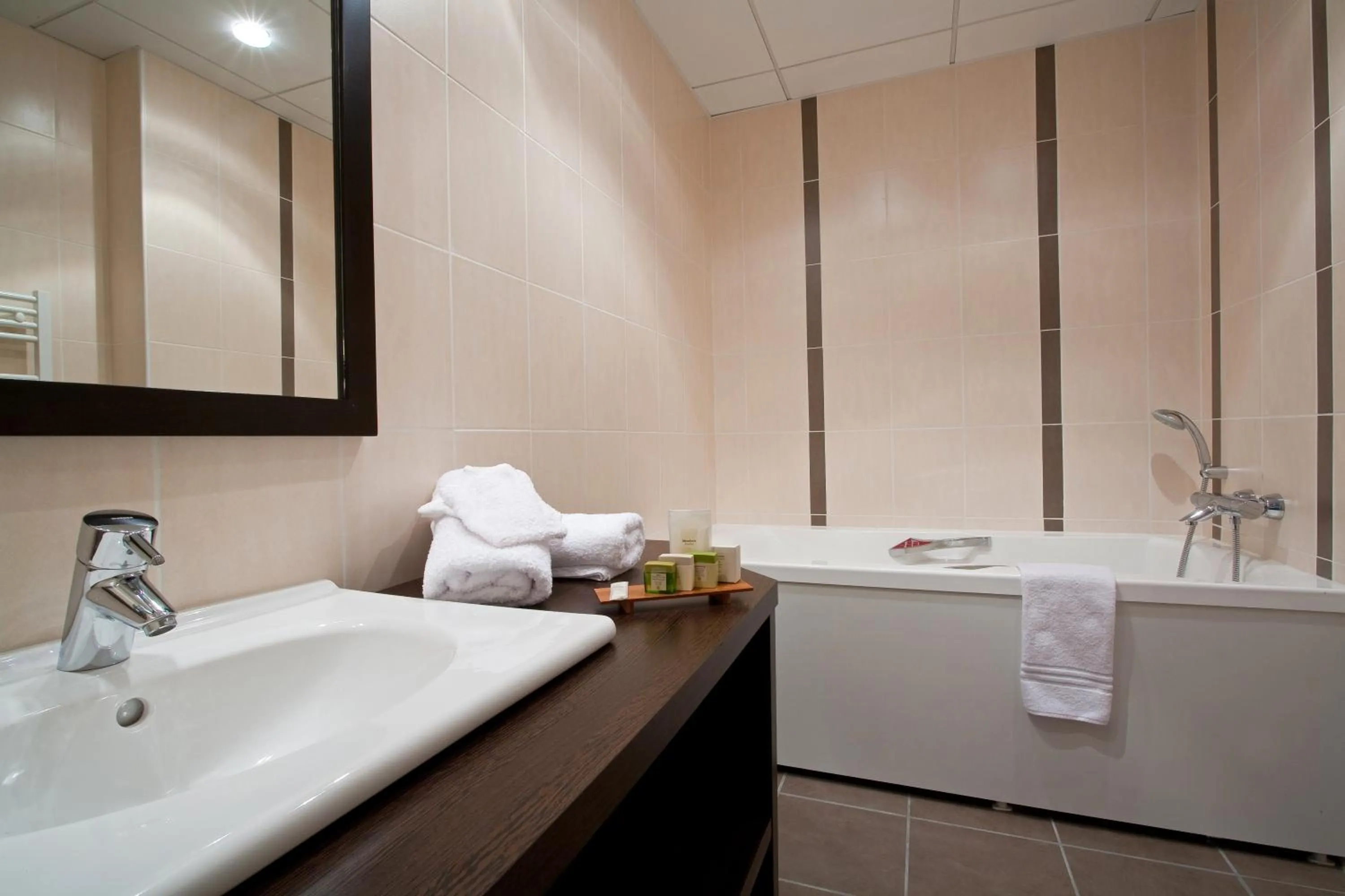 Bathroom in Auberge Du Moulin Marin