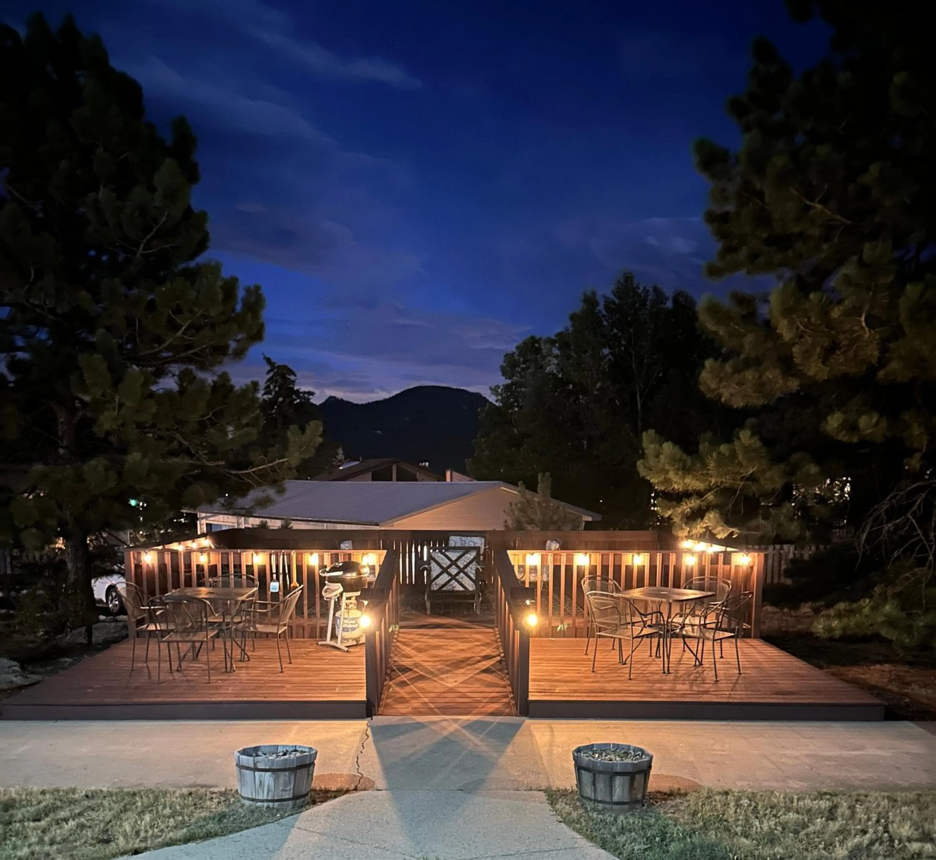 Columbine Inn
