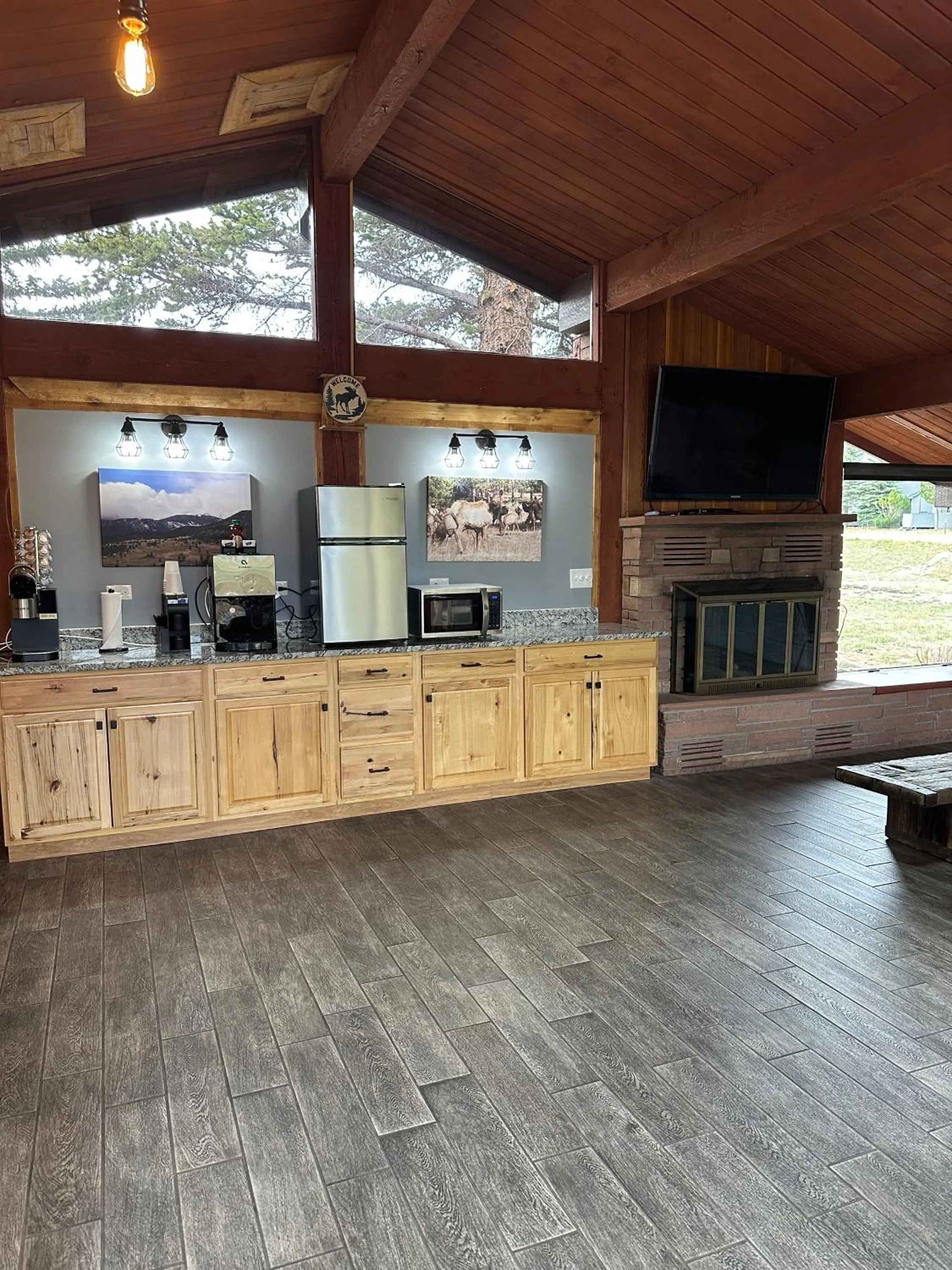 Columbine Inn